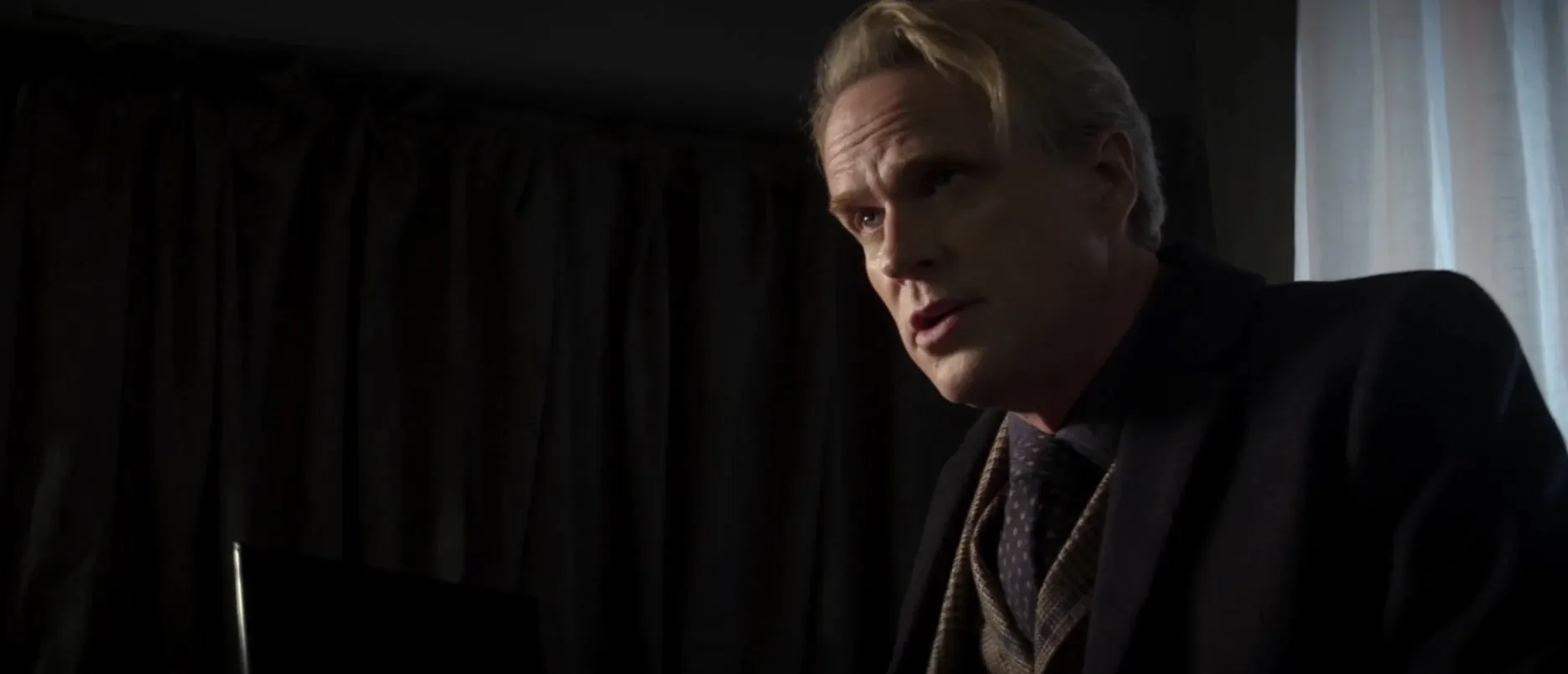 Cary Elwes in Operation Fortune: Ruse de Guerre (2023)