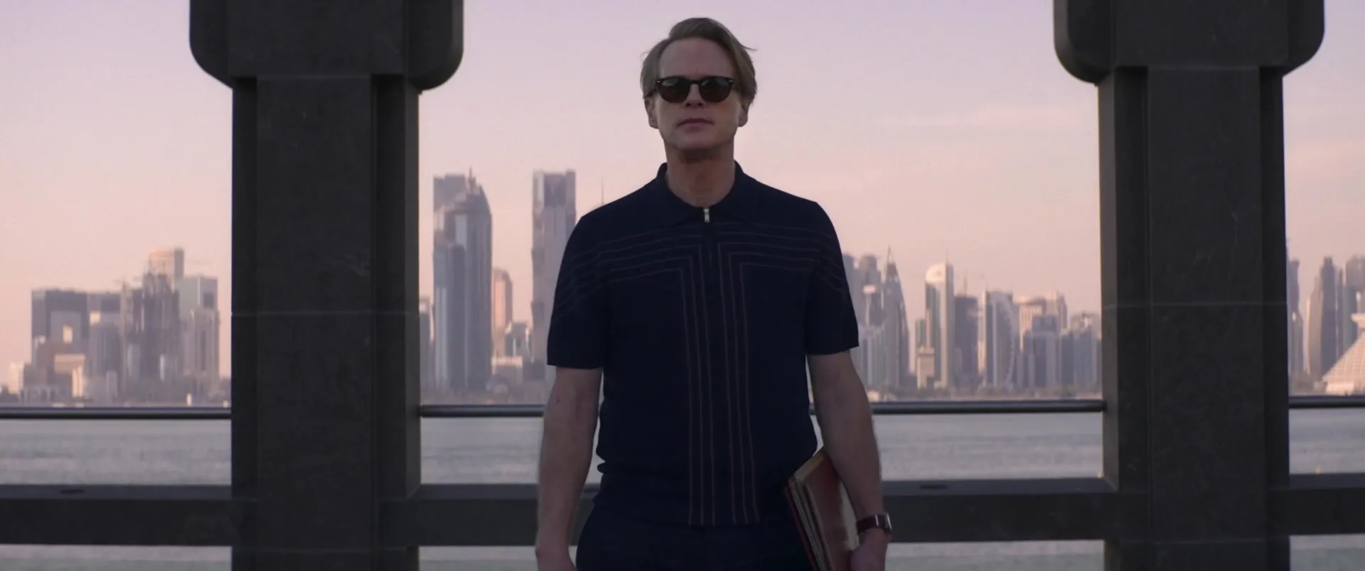 Cary Elwes in Operation Fortune: Ruse de Guerre (2023)