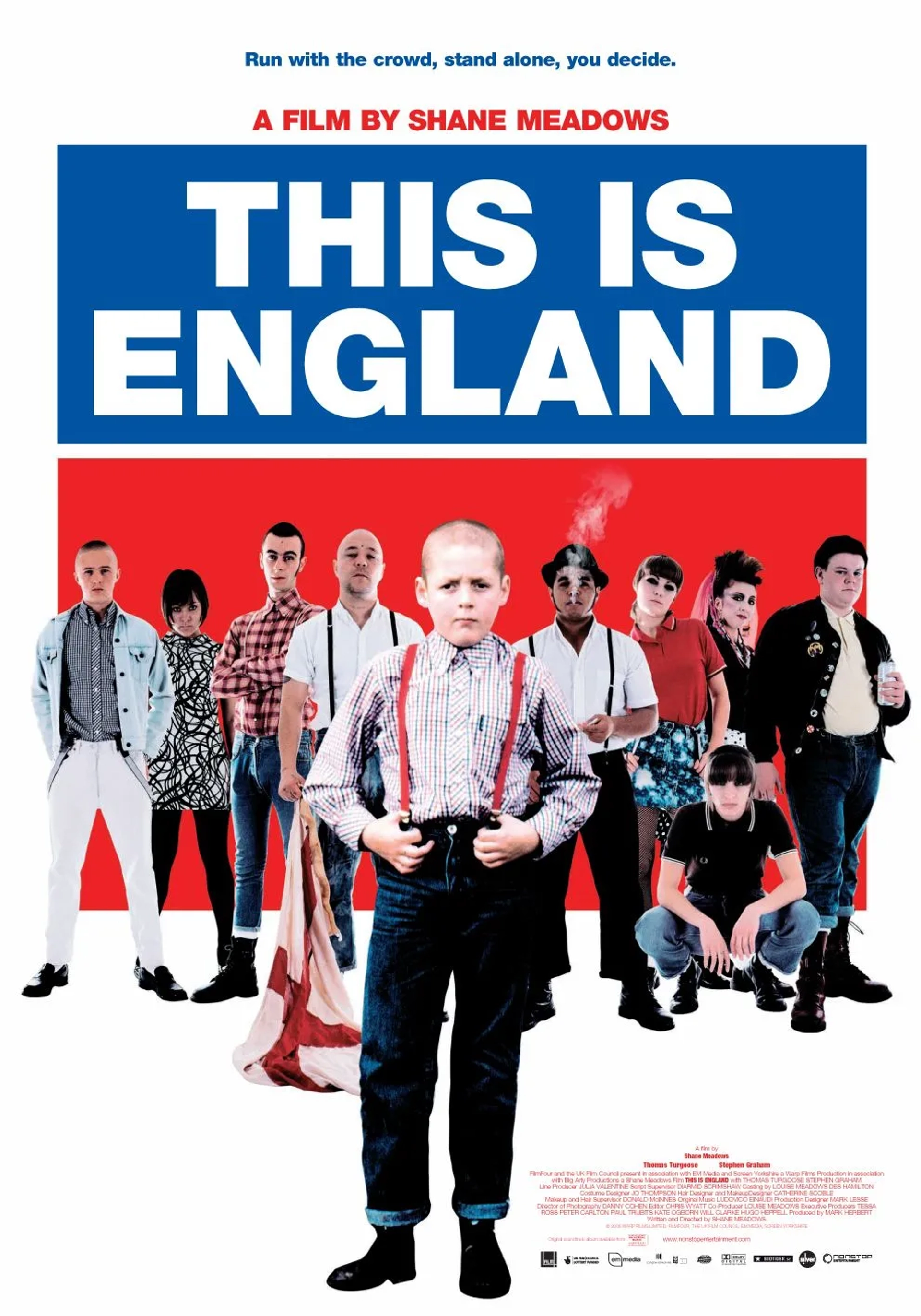 Joe Gilgun, Stephen Graham, Vicky McClure, Andrew Shim, Thomas Turgoose, and Rosamund Hanson in This Is England (2006)