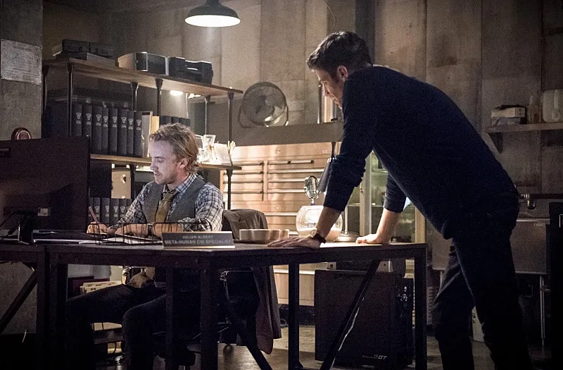 Tom Felton and Grant Gustin in The Flash (2014)