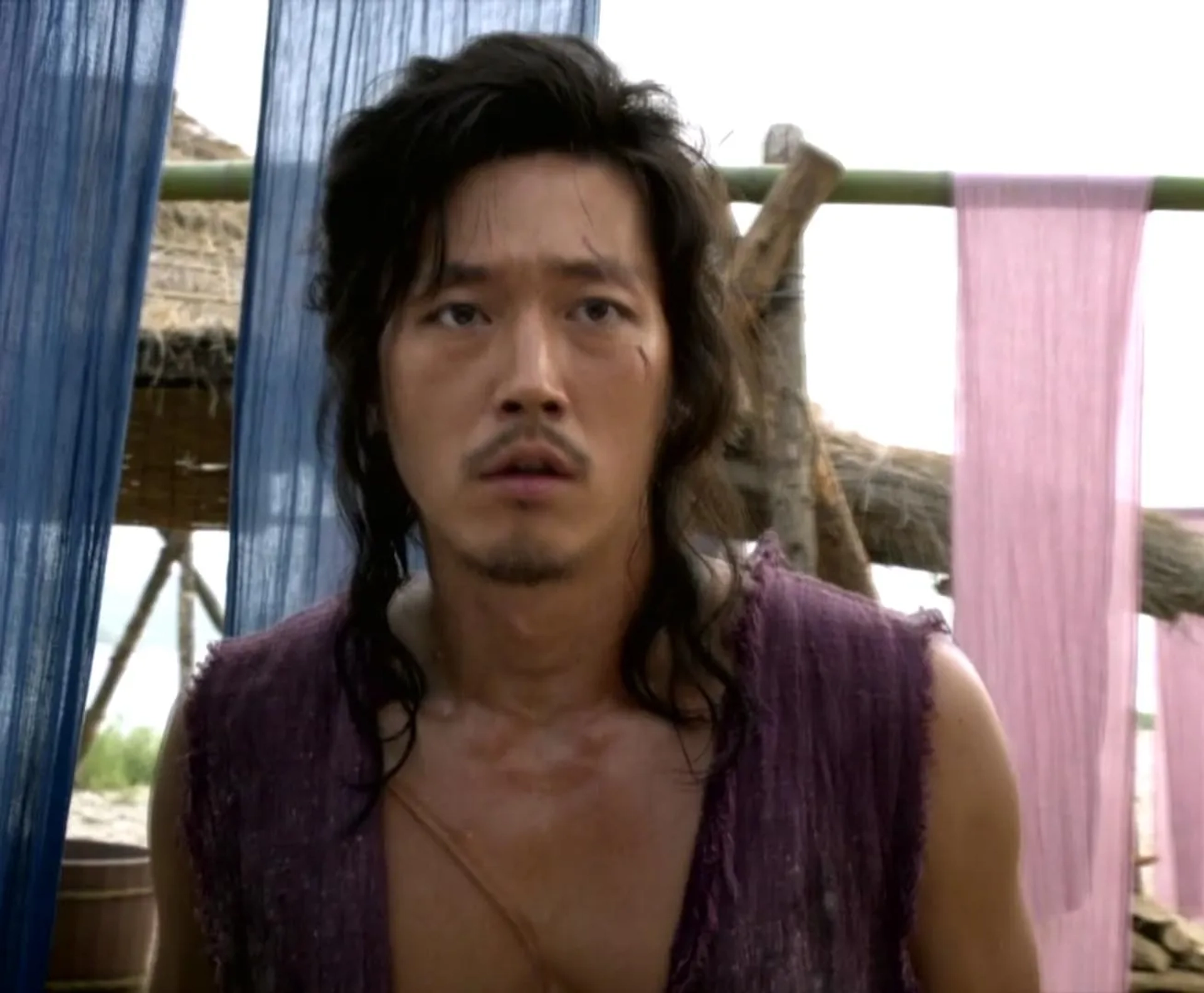 Jang Hyuk in The Slave Hunters (2010)