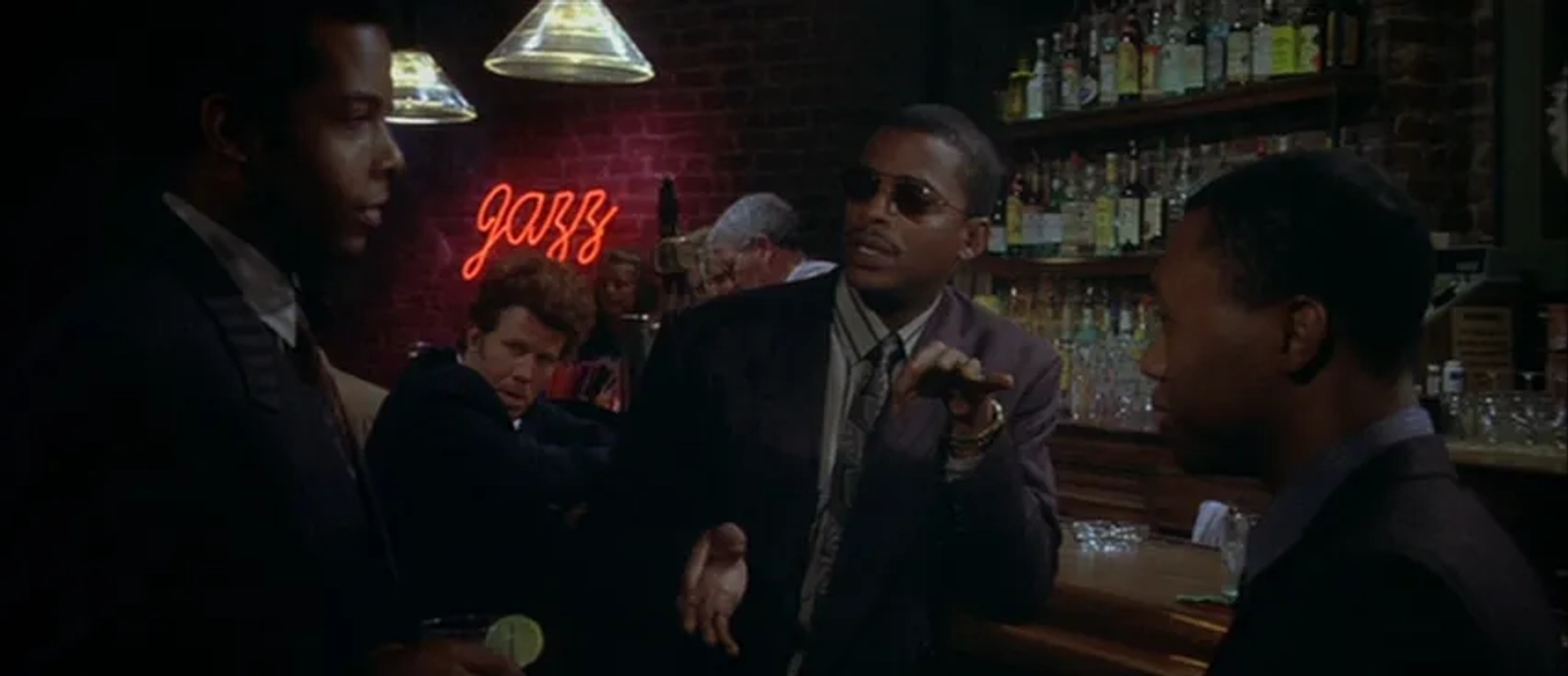 Michael Beach and Darnell Williams in Short Cuts (1993)