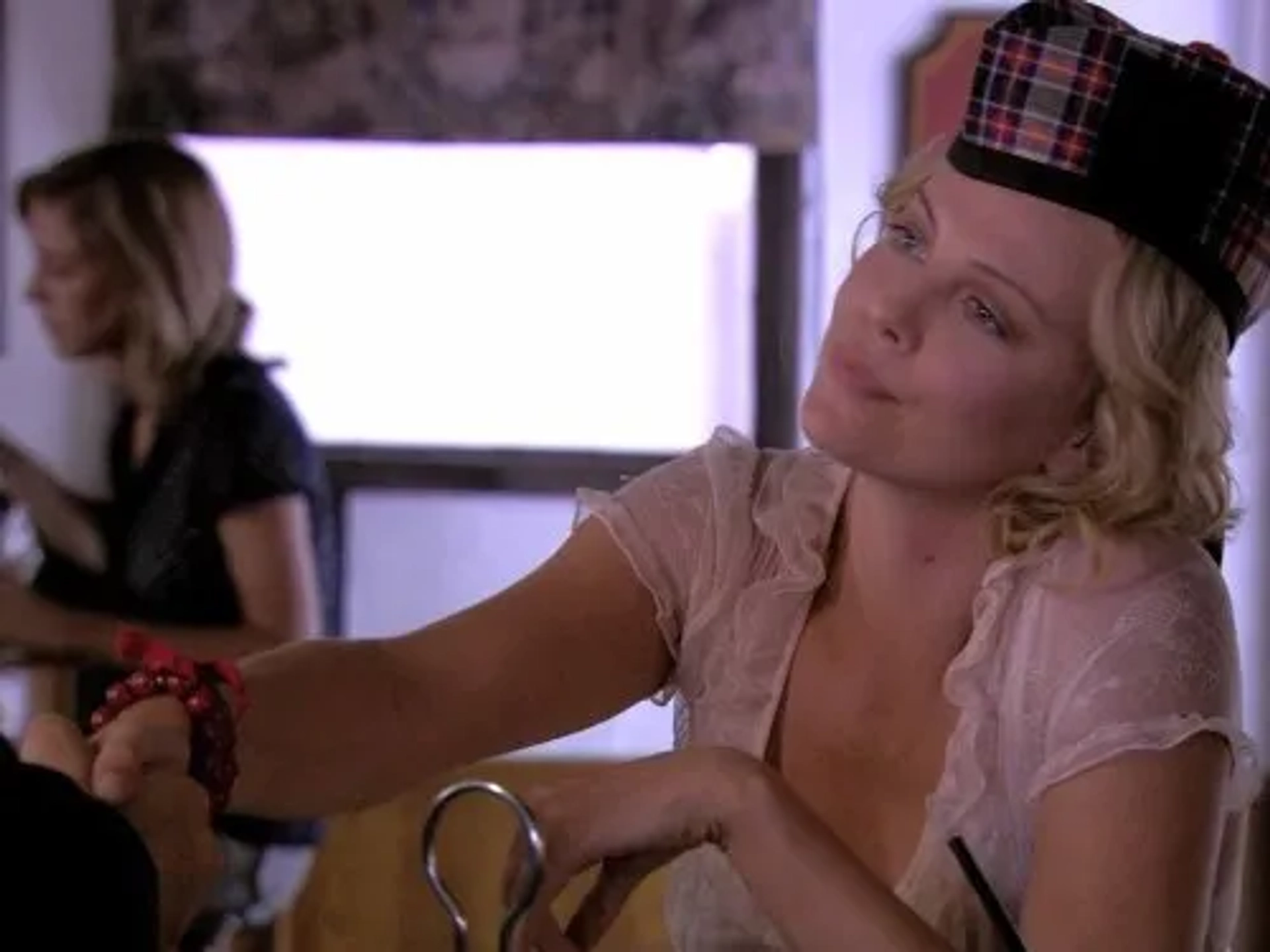 Charlize Theron in Arrested Development (2003)