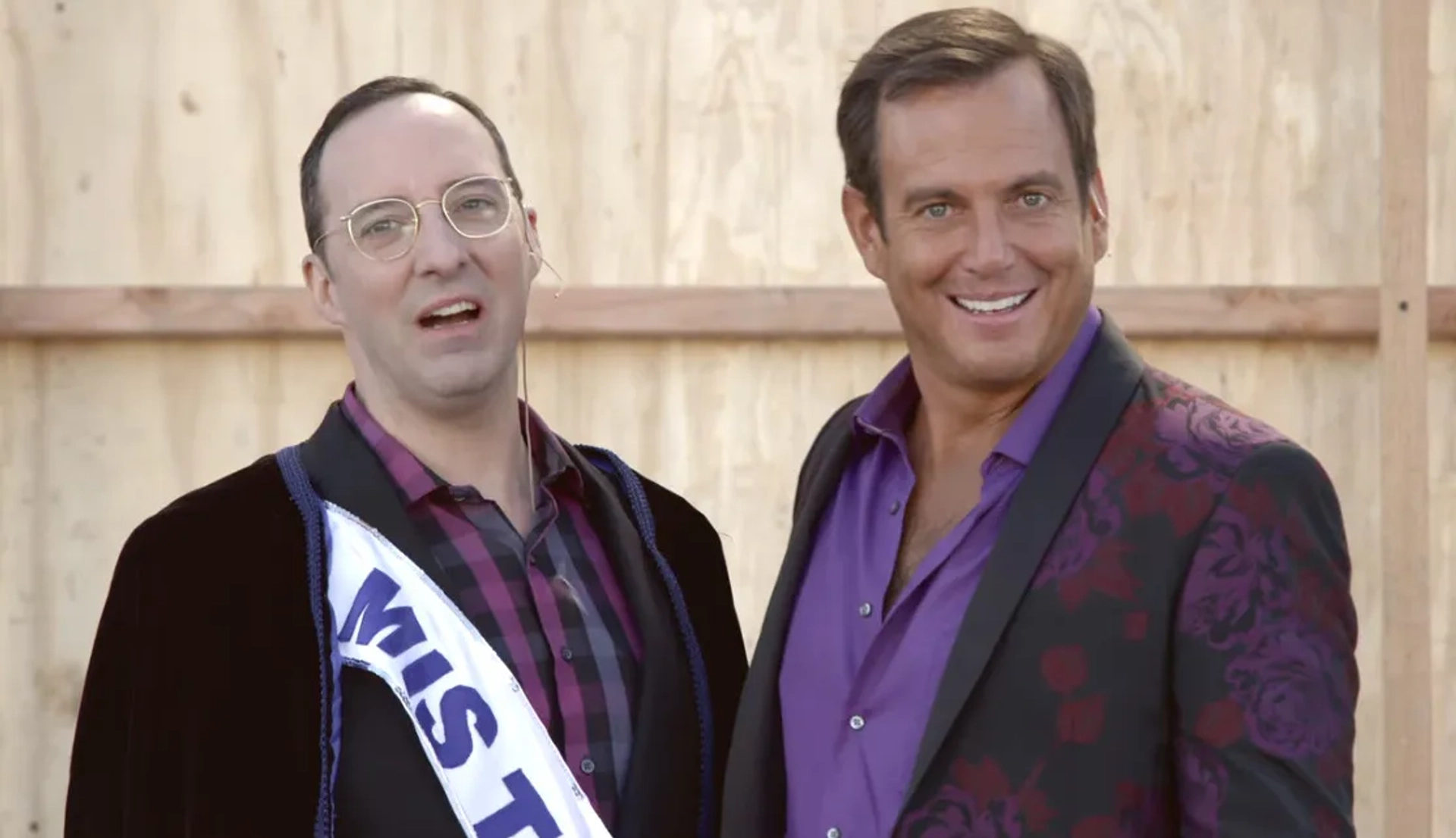 Will Arnett and Tony Hale in Arrested Development (2003)