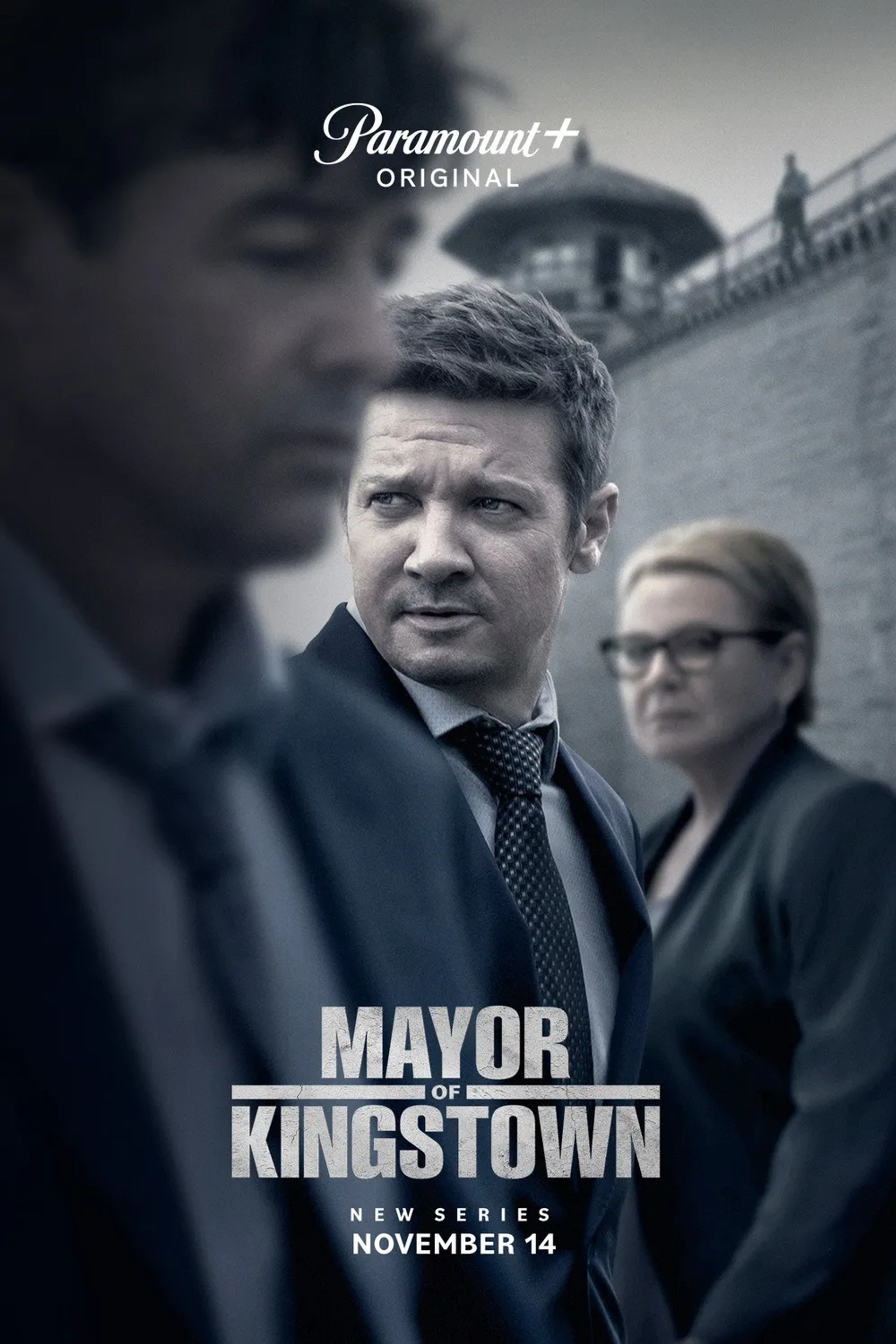 Dianne Wiest, Kyle Chandler, and Jeremy Renner in Mayor of Kingstown (2021)