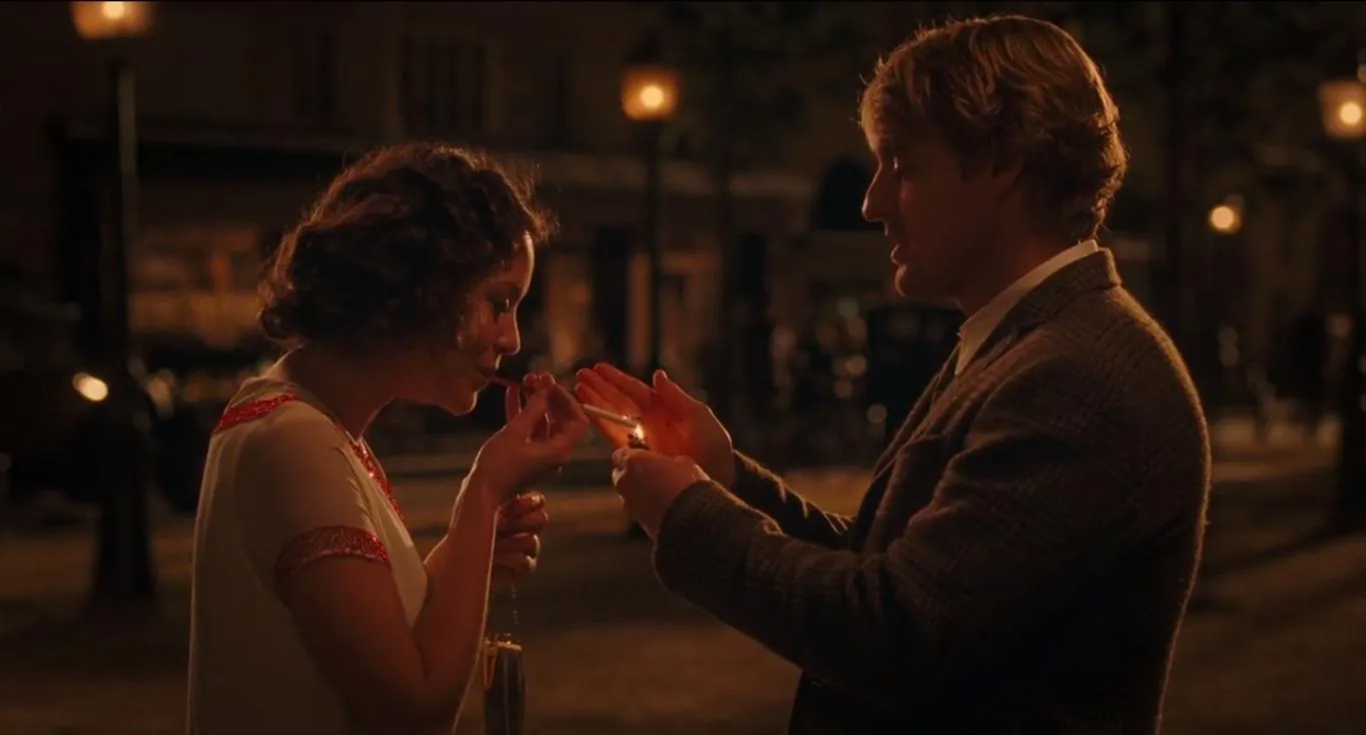 Owen Wilson and Marion Cotillard in Midnight in Paris (2011)