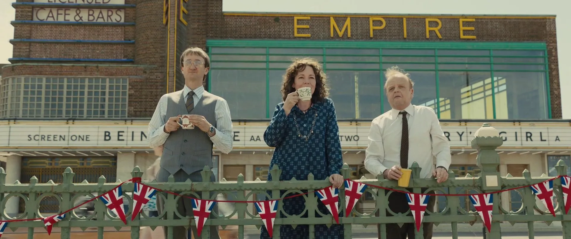 Toby Jones, Olivia Colman, and Tom Brooke in Empire of Light (2022)