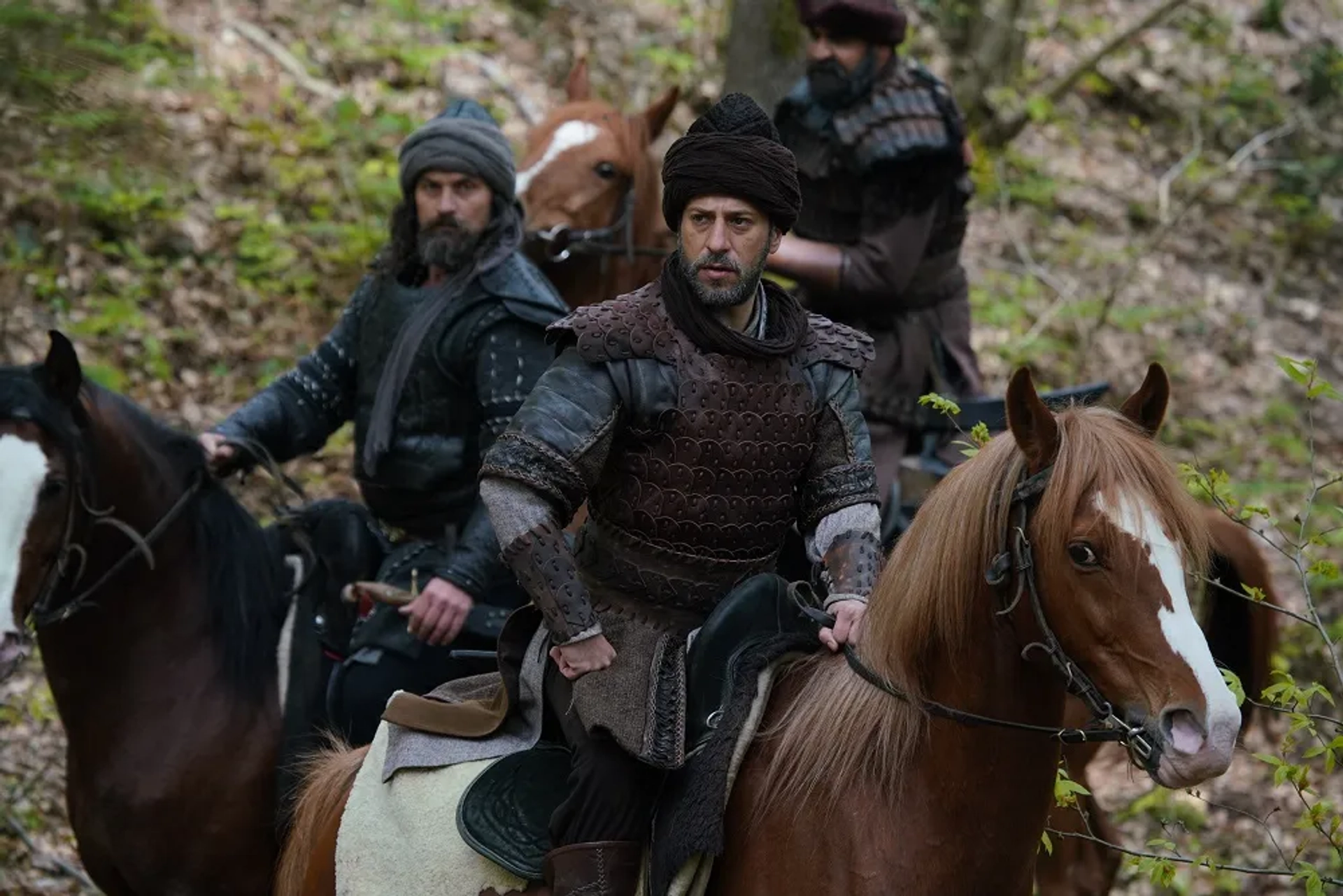 Kaan Tasaner and Nurettin Sönmez in Dirilis: Ertugrul (2014)