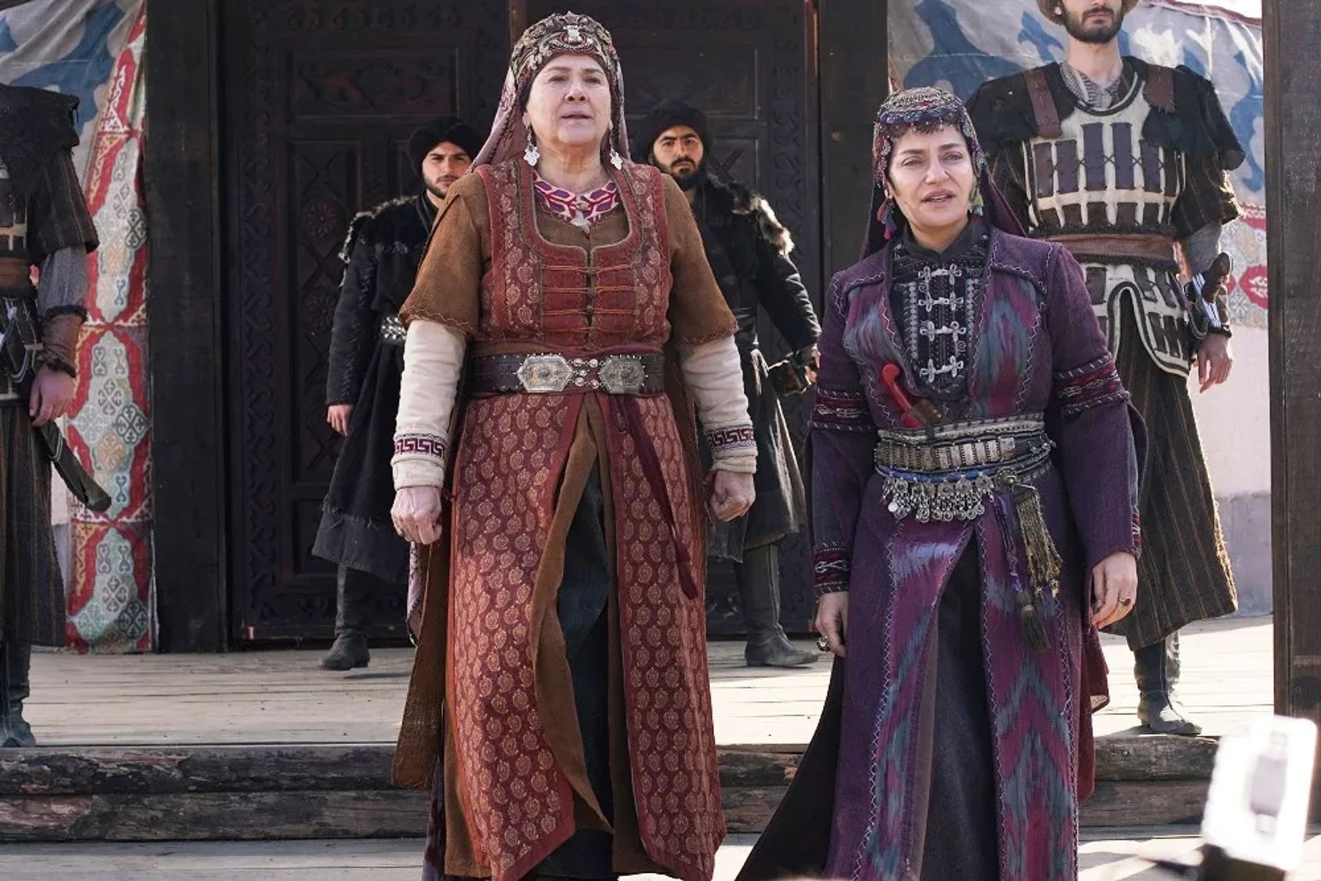 Hülya Darcan and Didem Balçin in Dirilis: Ertugrul (2014)