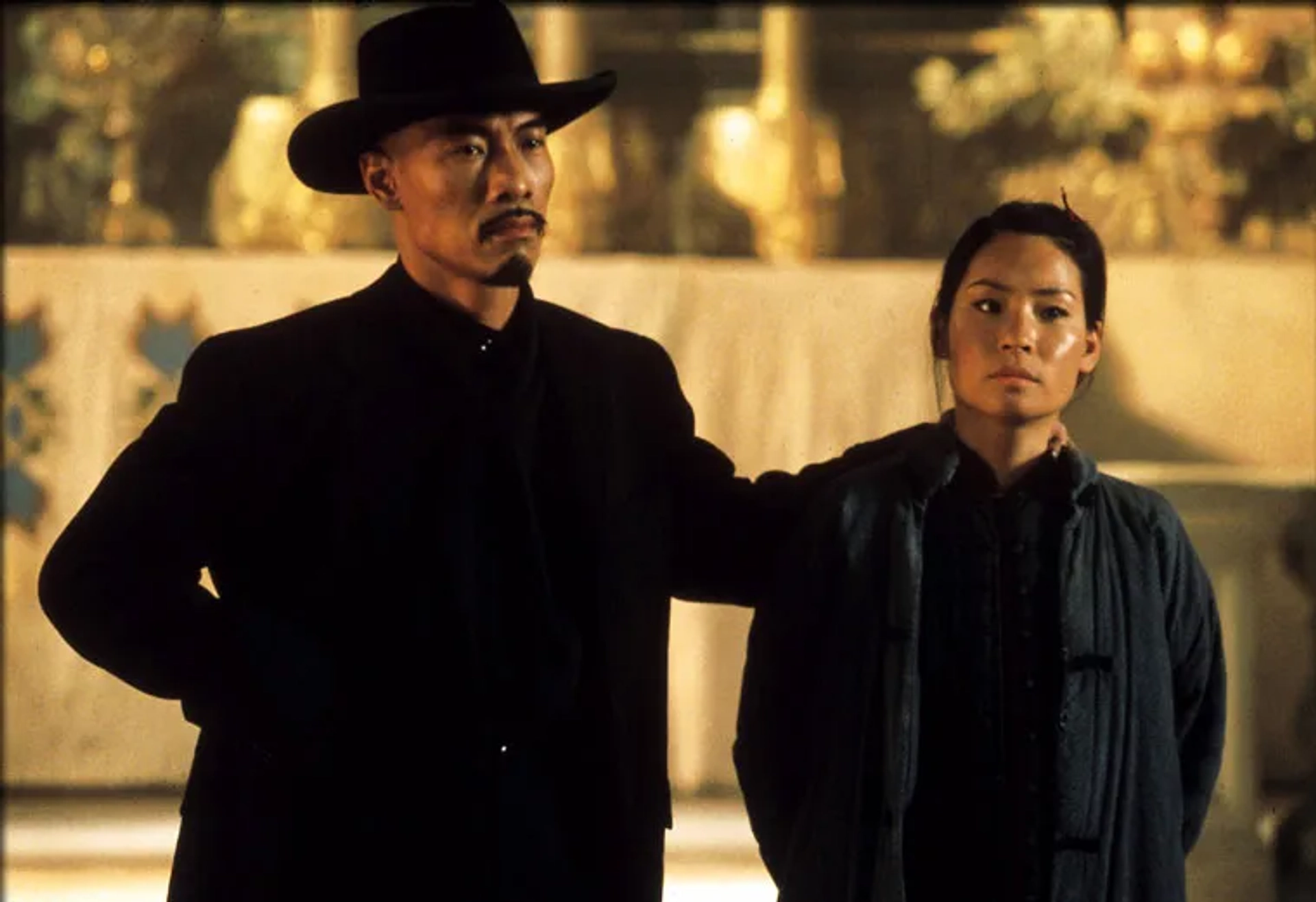 Lucy Liu and Roger Yuan in Shanghai Noon (2000)