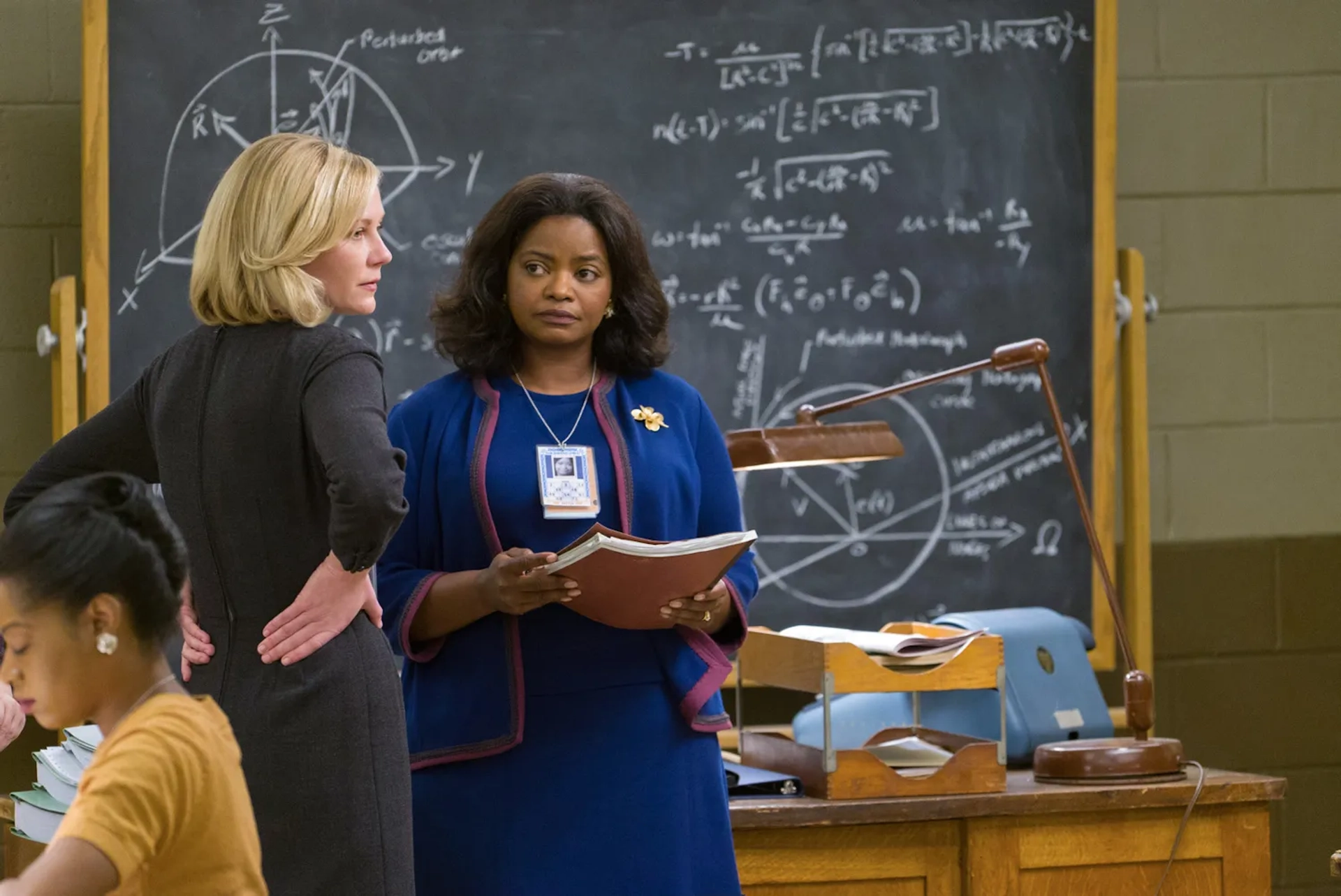 Kirsten Dunst and Octavia Spencer in Hidden Figures (2016)