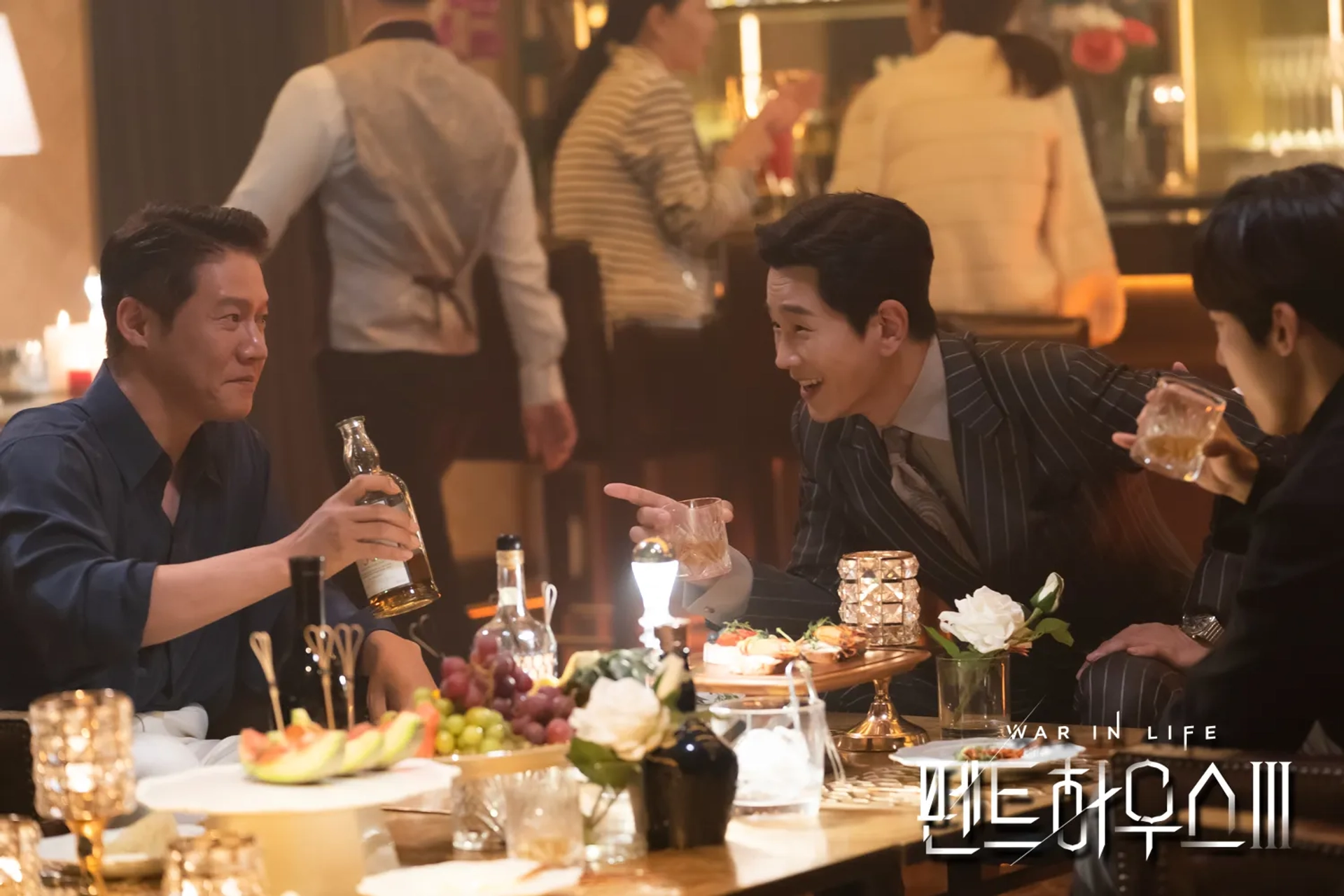 Park Ho-San and Joo-Wan On in The Penthouse: War in Life (2020)