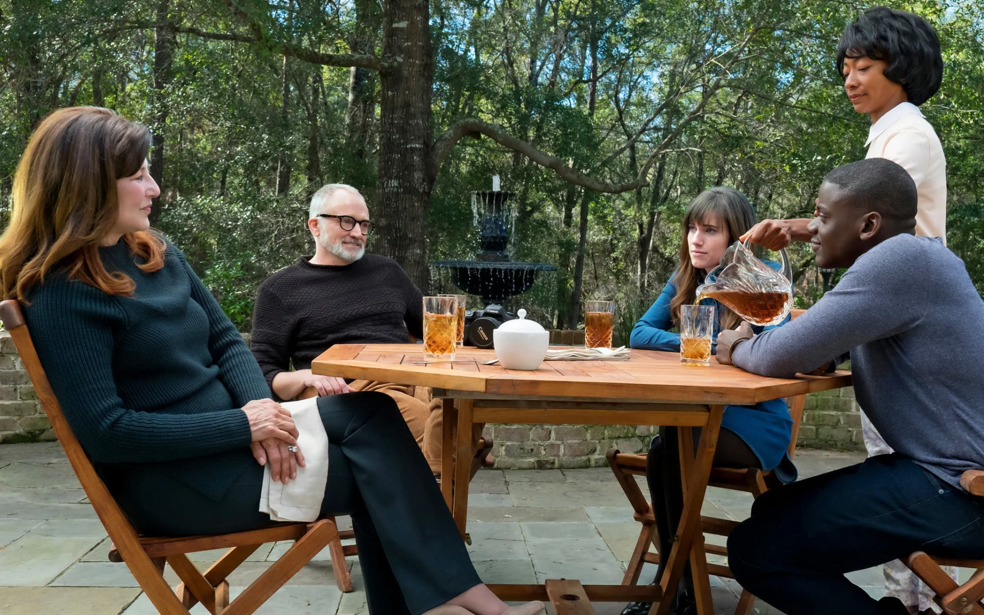 Catherine Keener, Bradley Whitford, Daniel Kaluuya, Betty Gabriel, and Allison Williams in Get Out (2017)