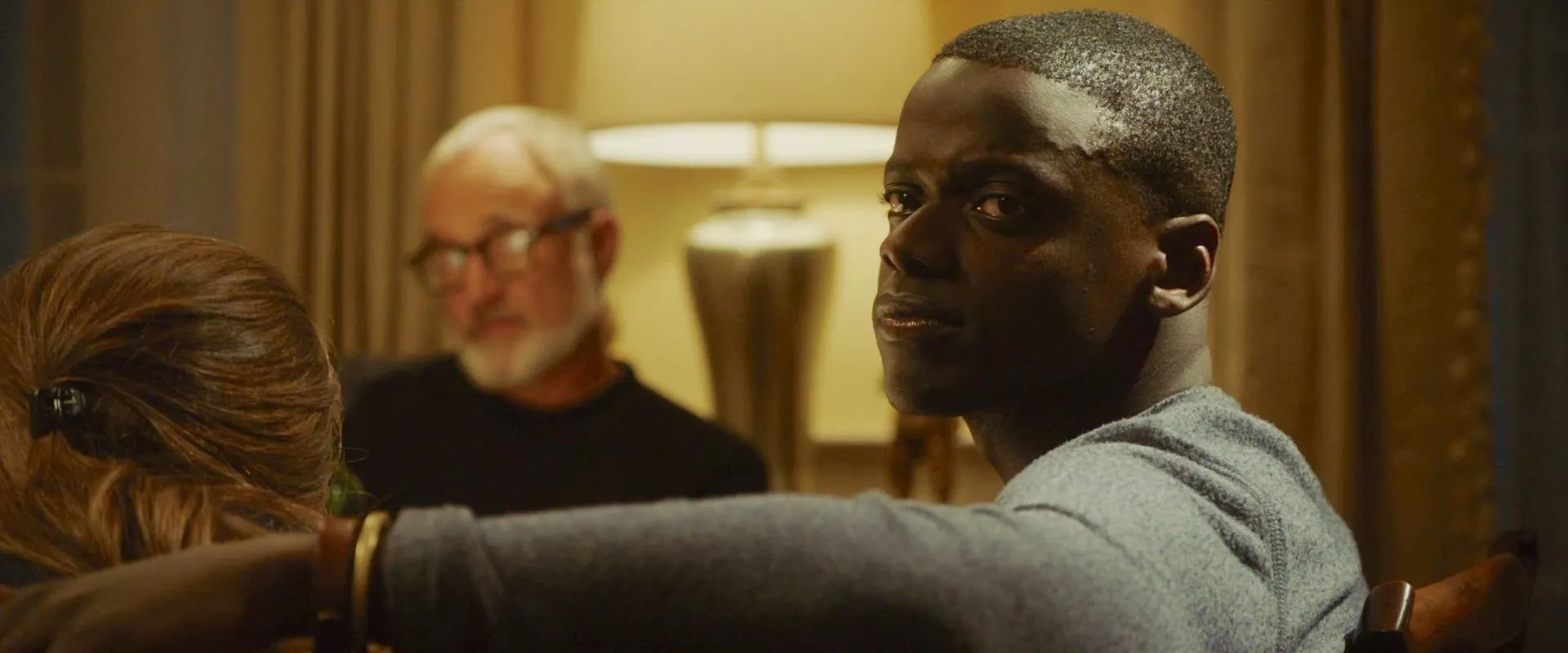 Bradley Whitford and Daniel Kaluuya in Get Out (2017)