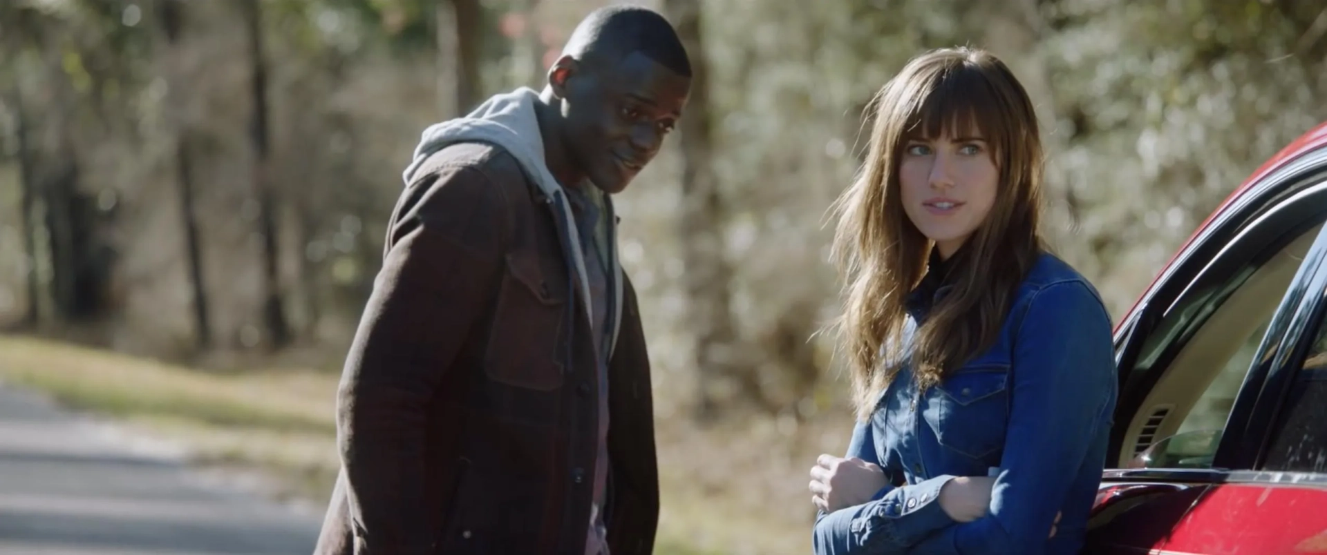 Daniel Kaluuya and Allison Williams in Get Out (2017)