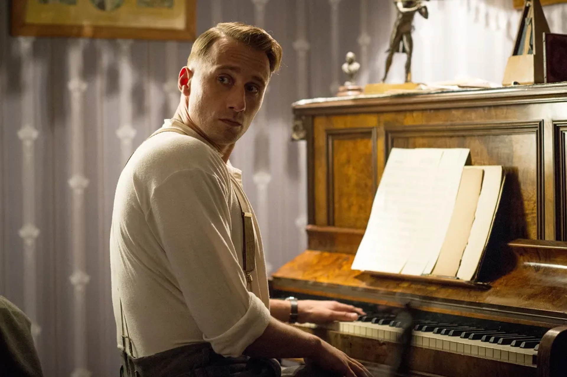 Matthias Schoenaerts in Suite Française (2014)