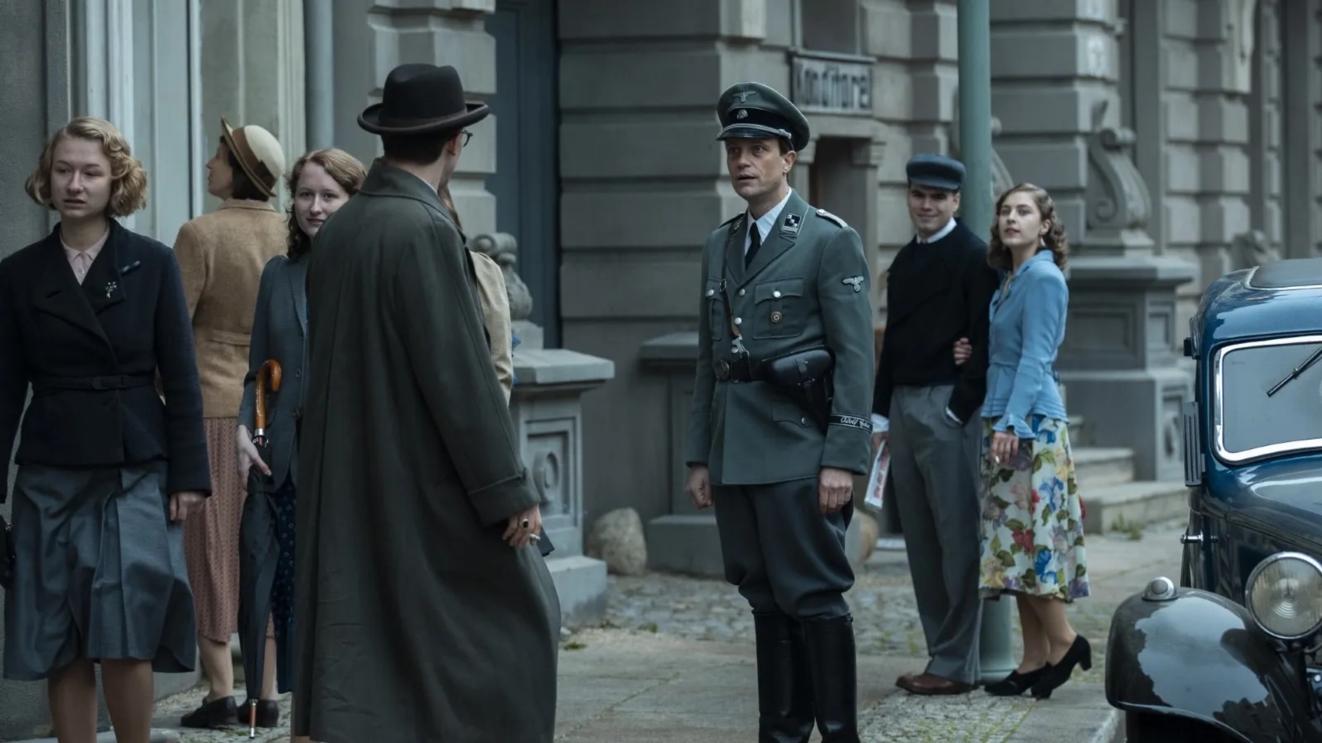 August Diehl and Jannis Niewöhner in Munich: The Edge of War (2021)