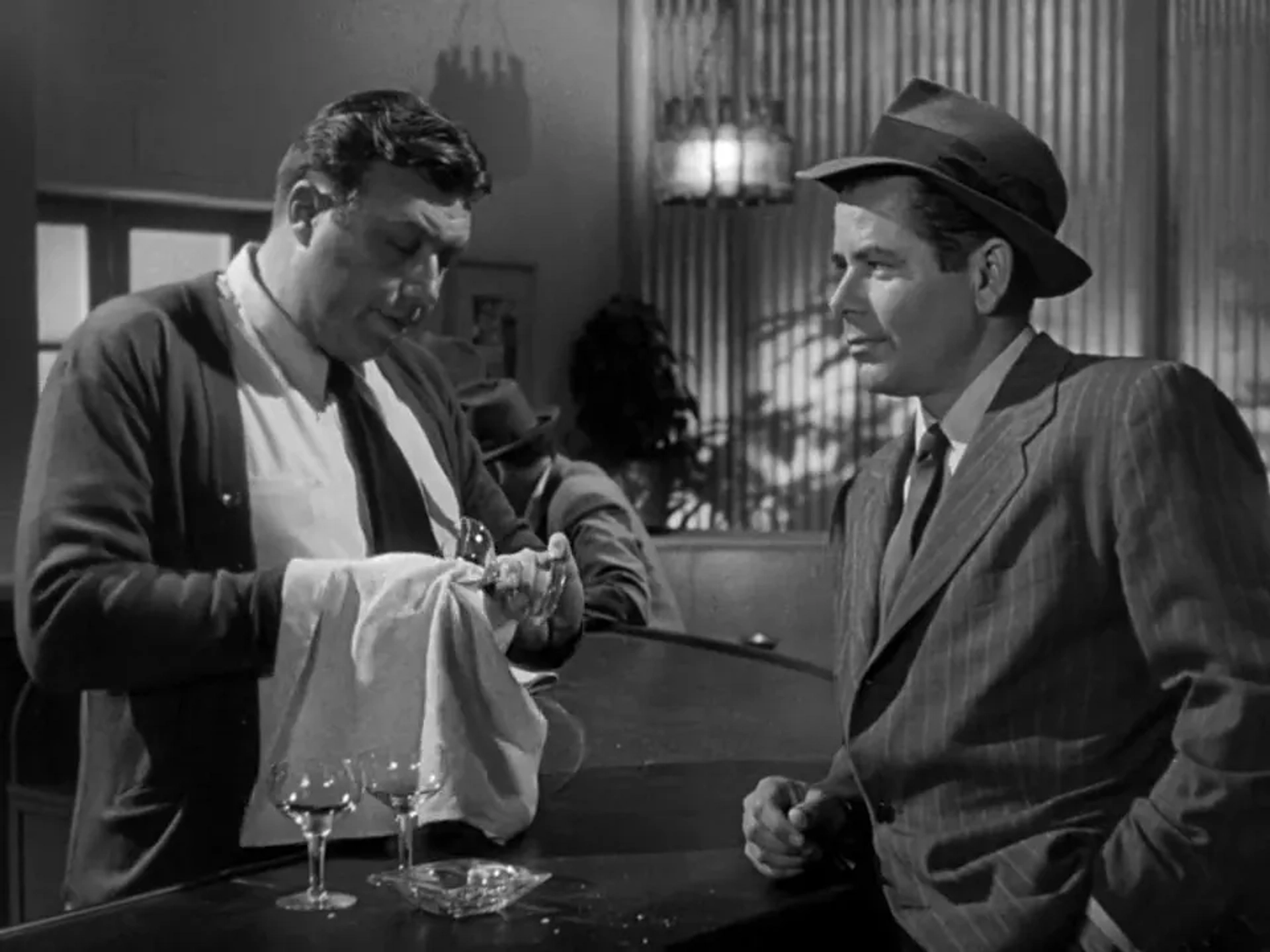 Glenn Ford and Peter Whitney in The Big Heat (1953)