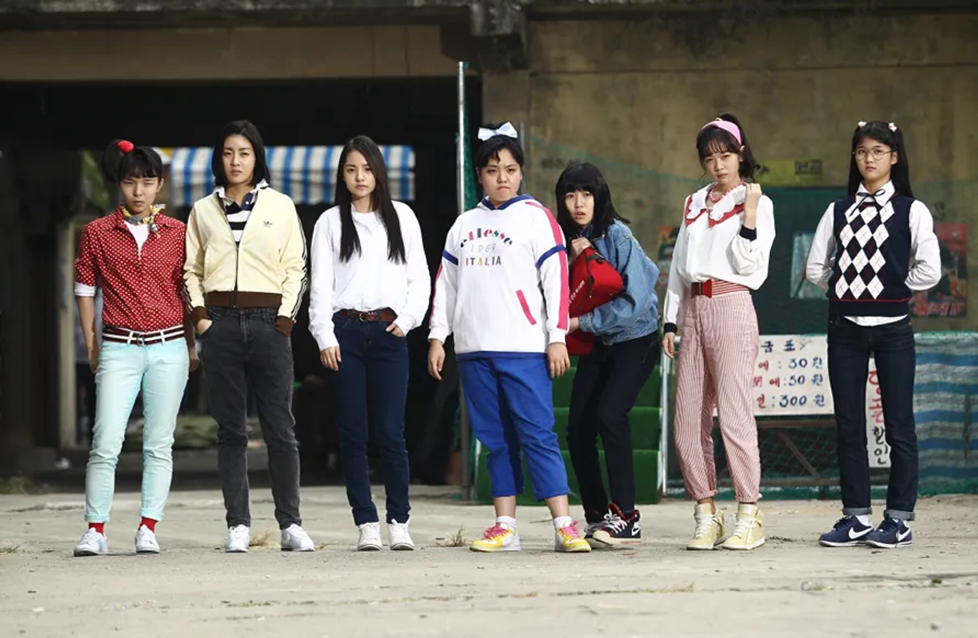 Shim Eun-kyung, Min-yeong Kim, Hyo-Rin Min, Kang So-ra, Park Jin-joo, and Bo-ra Nam in Sunny (2011)