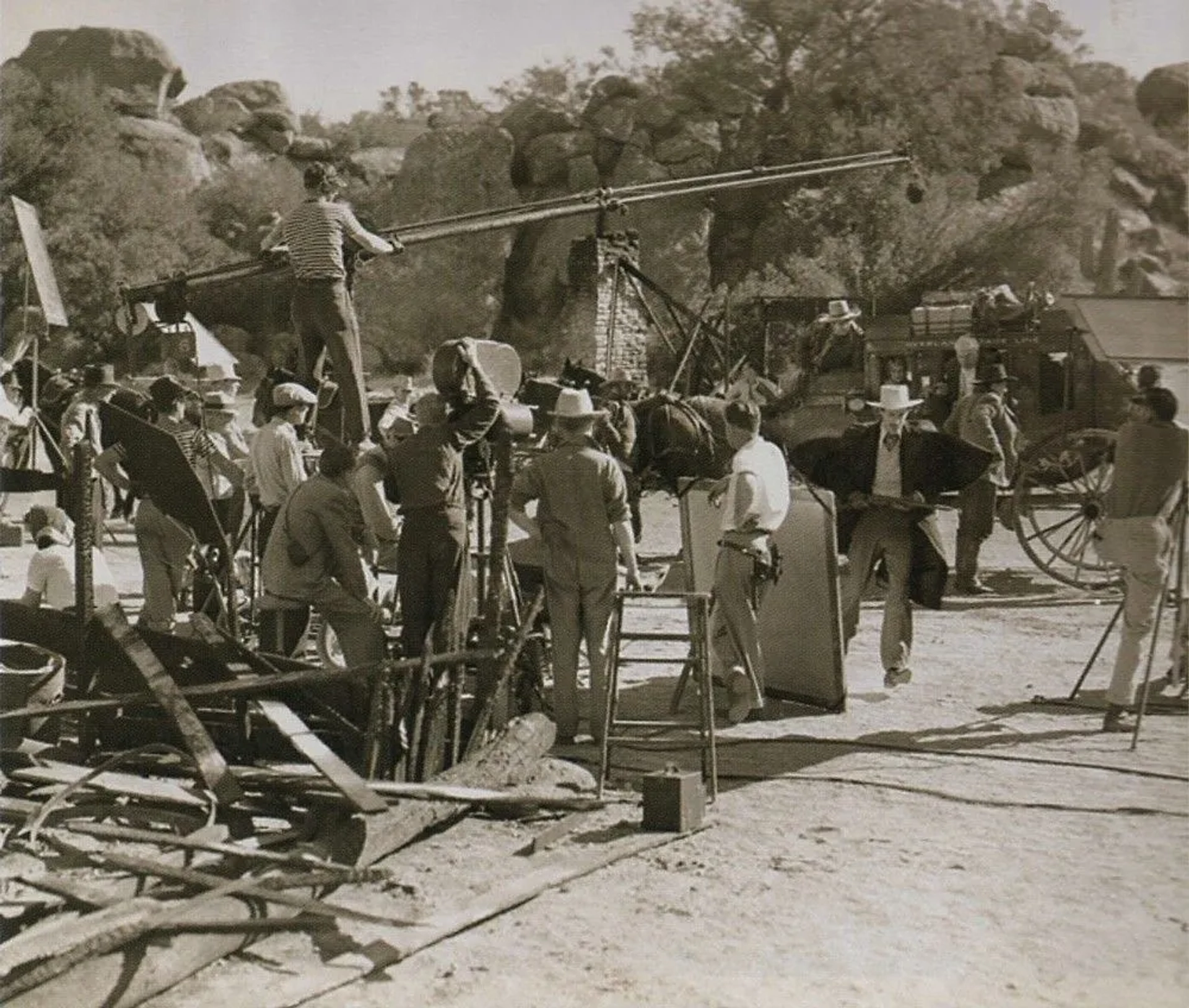 John Carradine, George Bancroft, Berton Churchill, Andy Devine, Bert Glennon, and Claire Trevor in Stagecoach (1939)