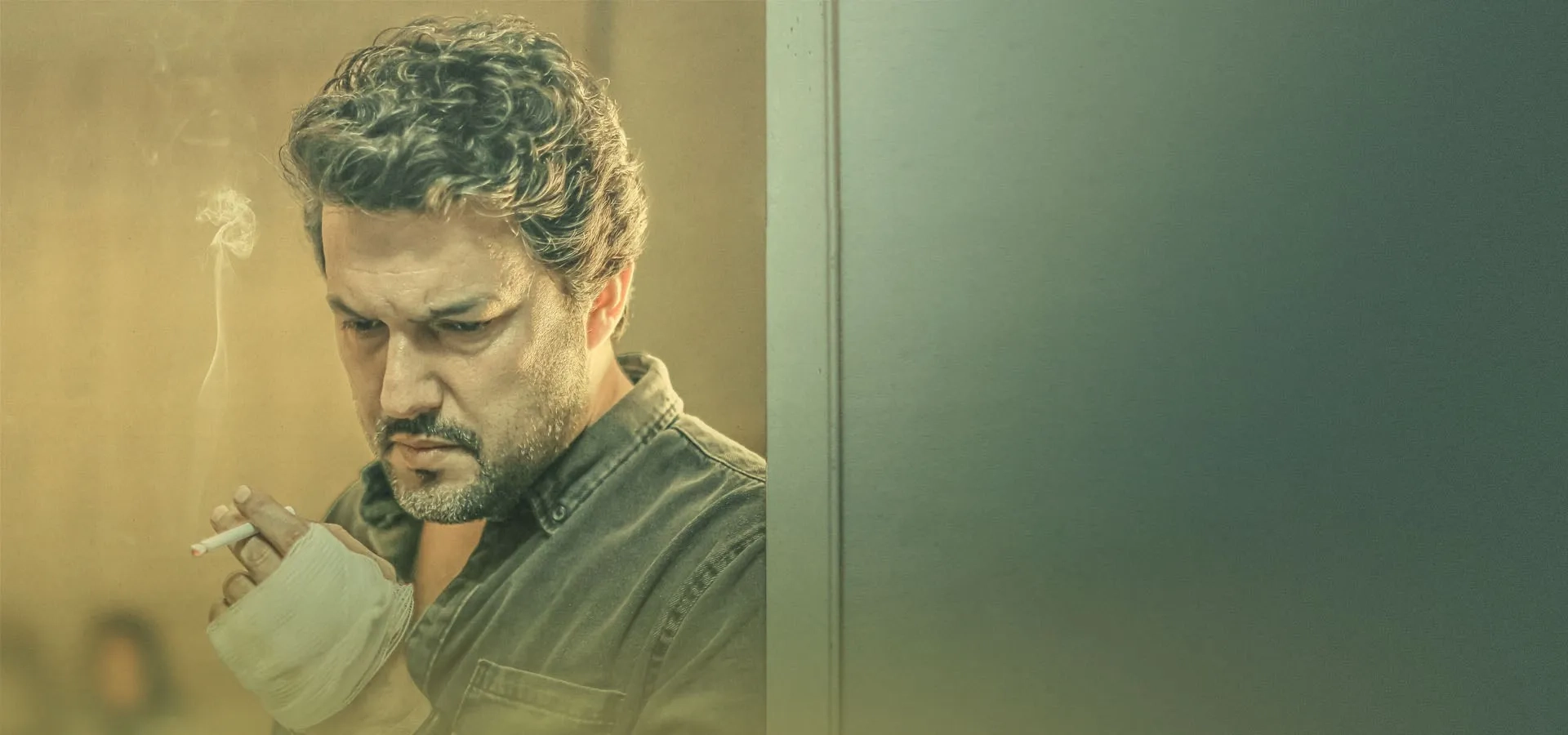 Hamed Behdad in Vertigo (2023)