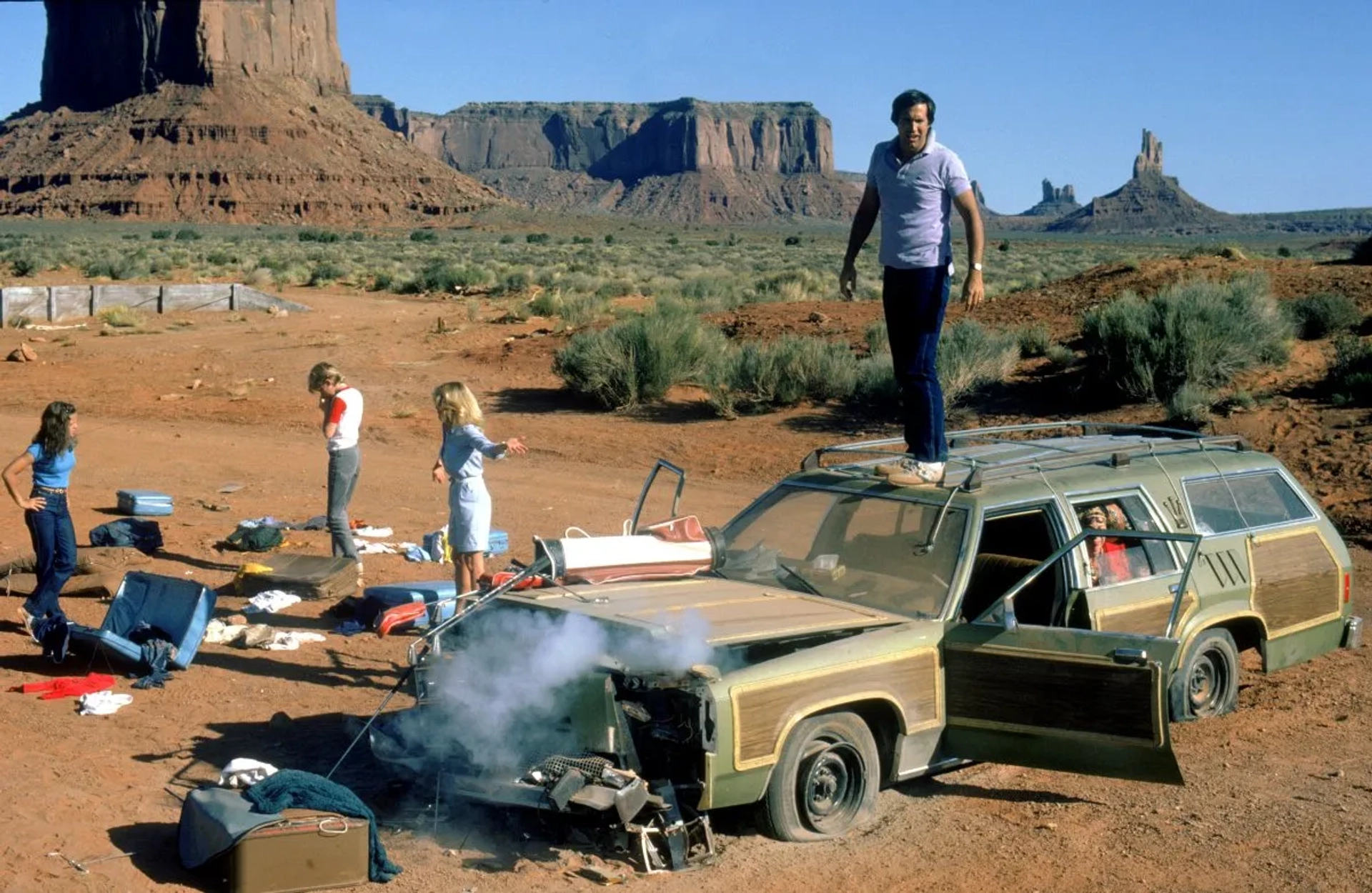 Chevy Chase, Beverly D'Angelo, Anthony Michael Hall, and Dana Barron in Vacation (1983)