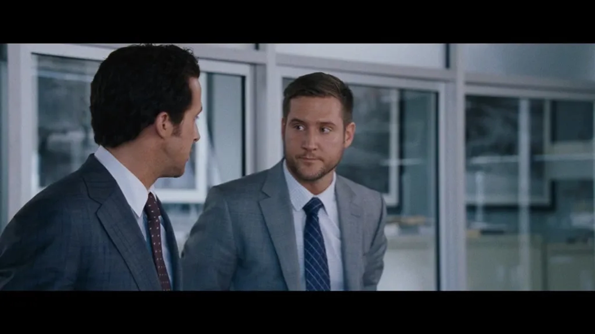 Ryan Gosling and Jeffry Griffin in The Big Short (2015)