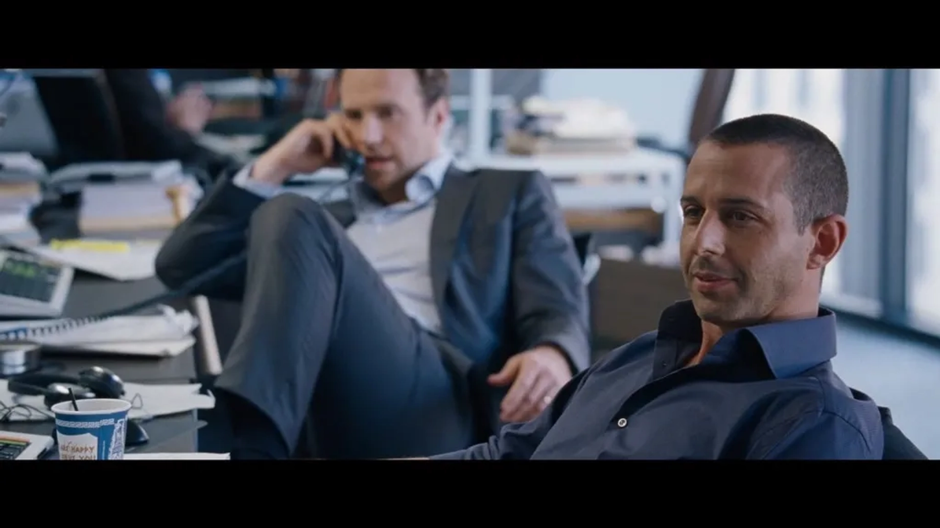 Jeremy Strong and Rafe Spall in The Big Short (2015)