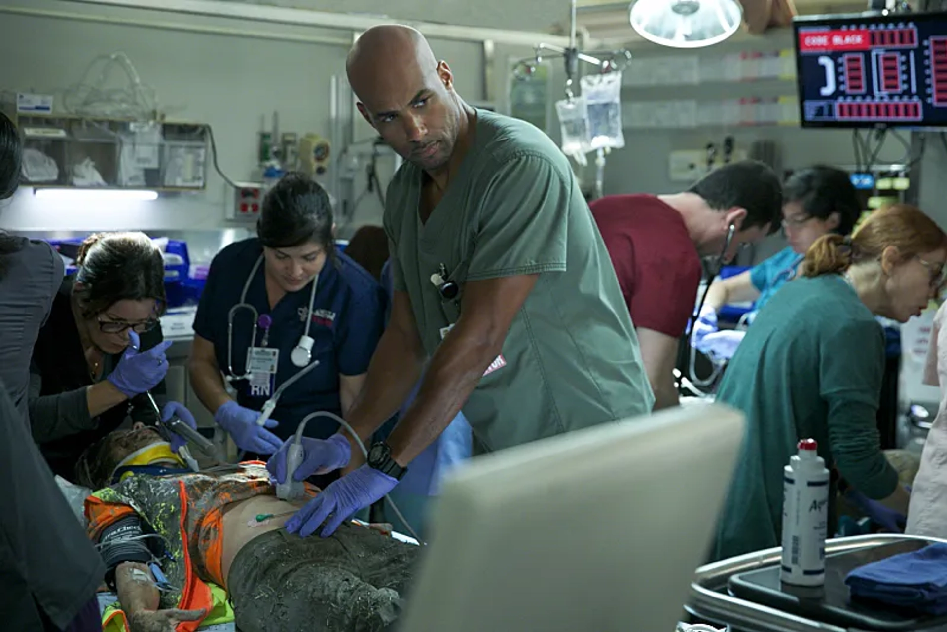 Marcia Gay Harden and Boris Kodjoe in Code Black (2015)