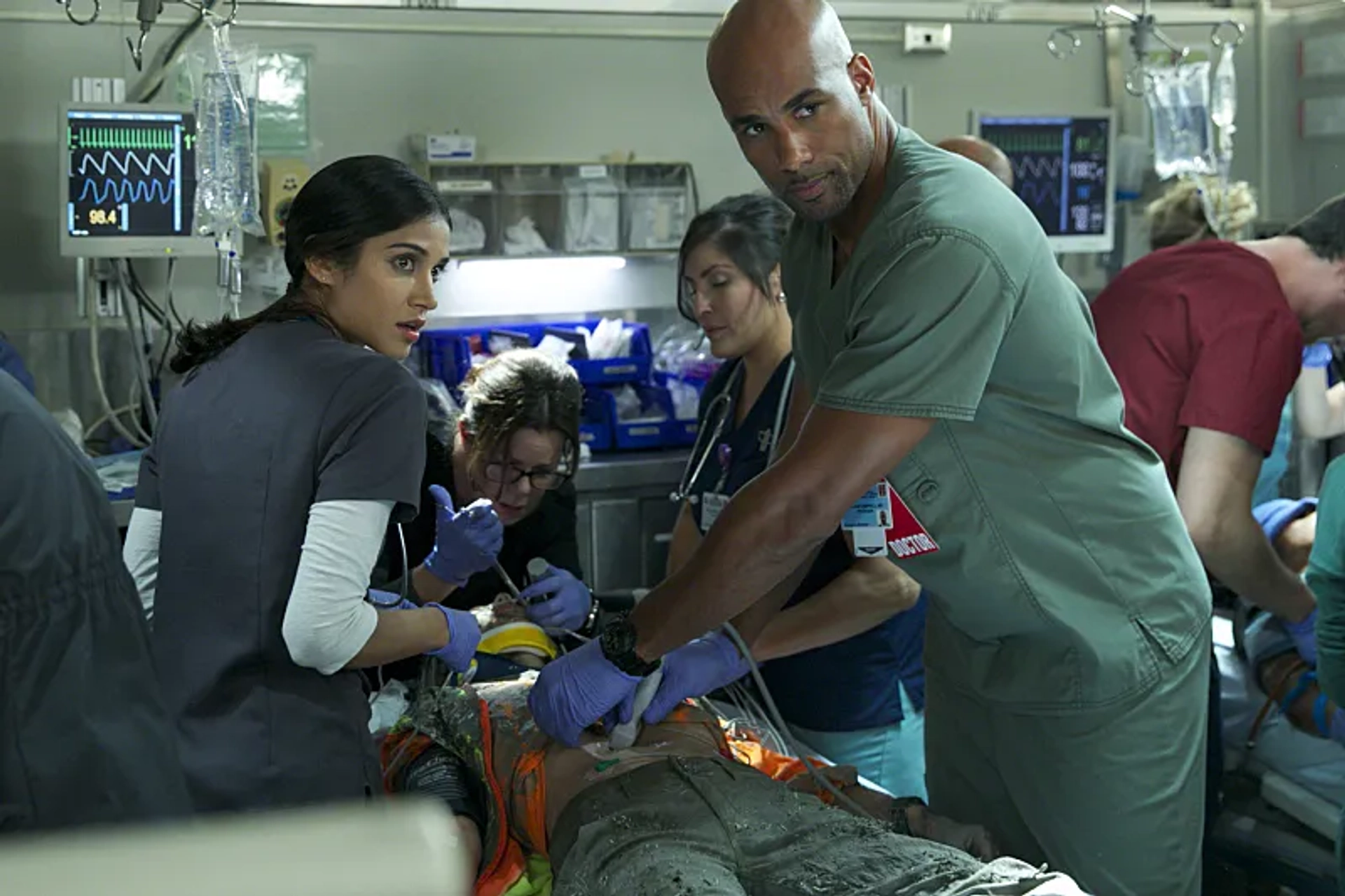 Marcia Gay Harden, Boris Kodjoe, and Melanie Chandra in Code Black (2015)