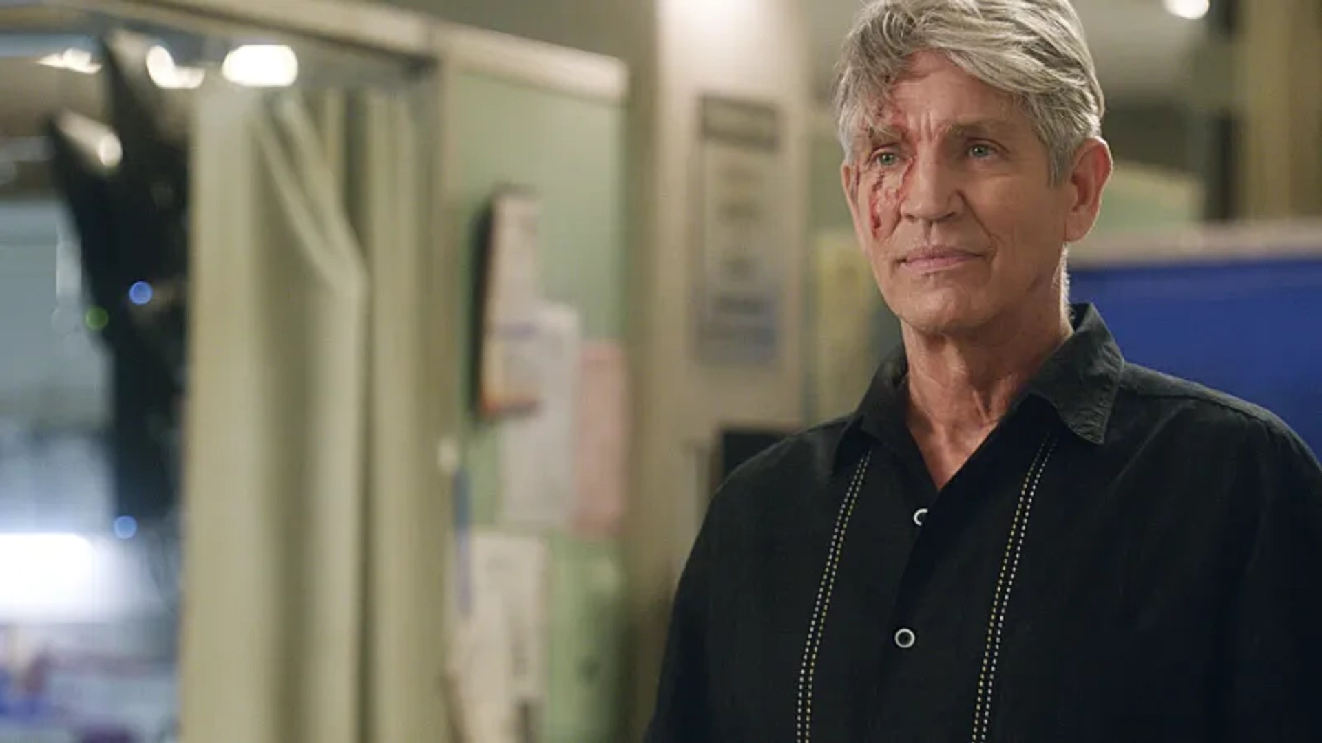 Eric Roberts in Code Black (2015)