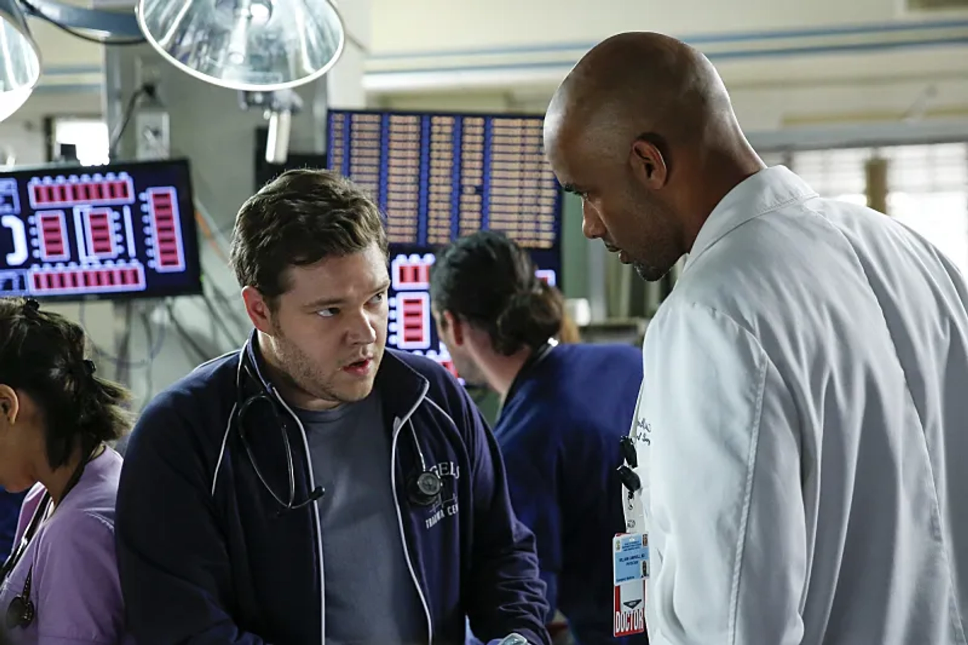 Boris Kodjoe and Harry Ford in Code Black (2015)