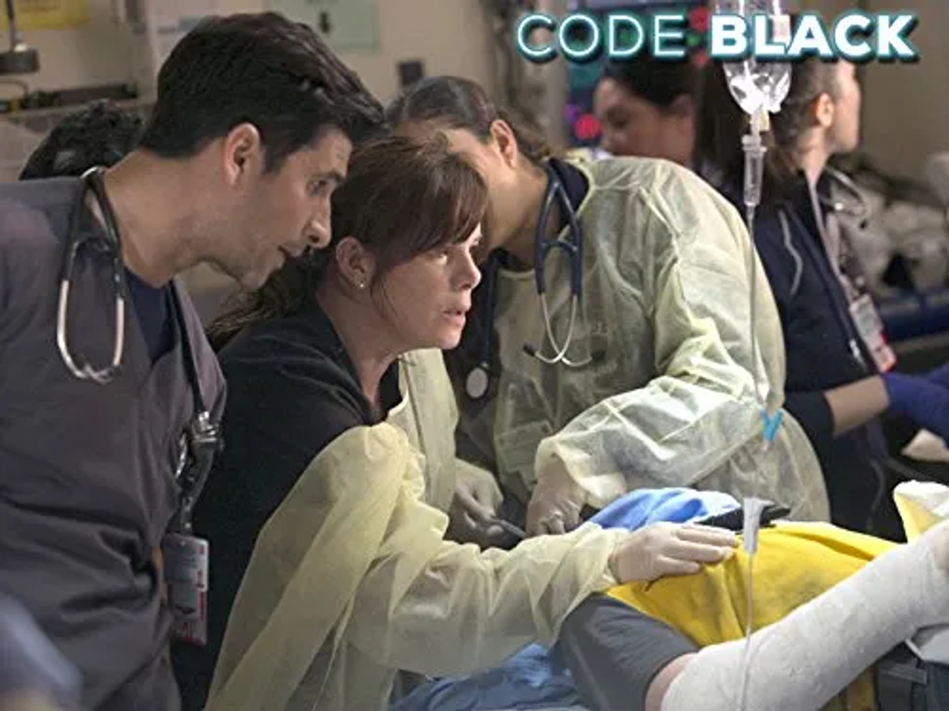 Marcia Gay Harden and Raza Jaffrey in Code Black (2015)