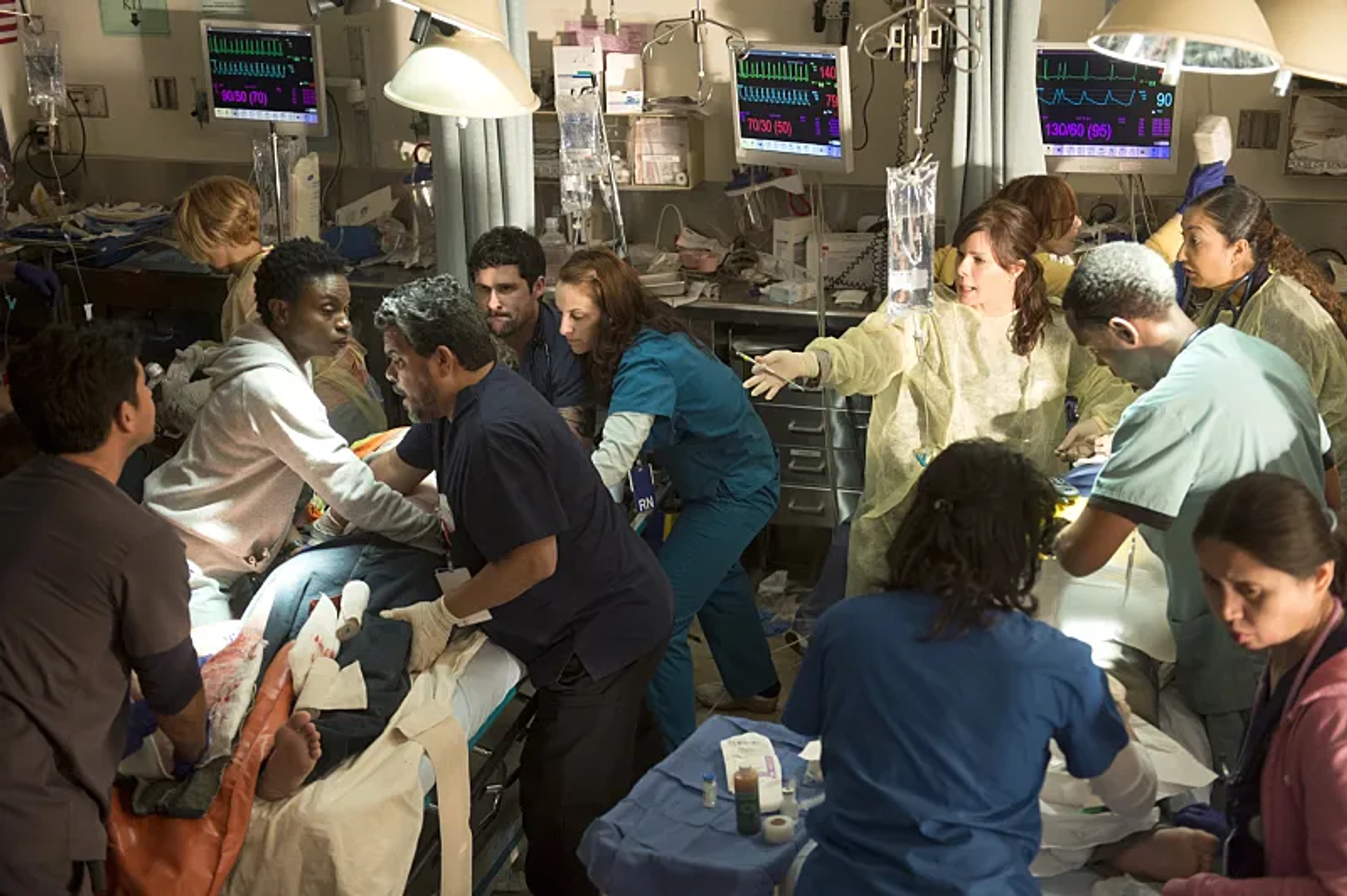 Marcia Gay Harden, Luis Guzmán, Raza Jaffrey, and Benjamin Hollingsworth in Code Black (2015)