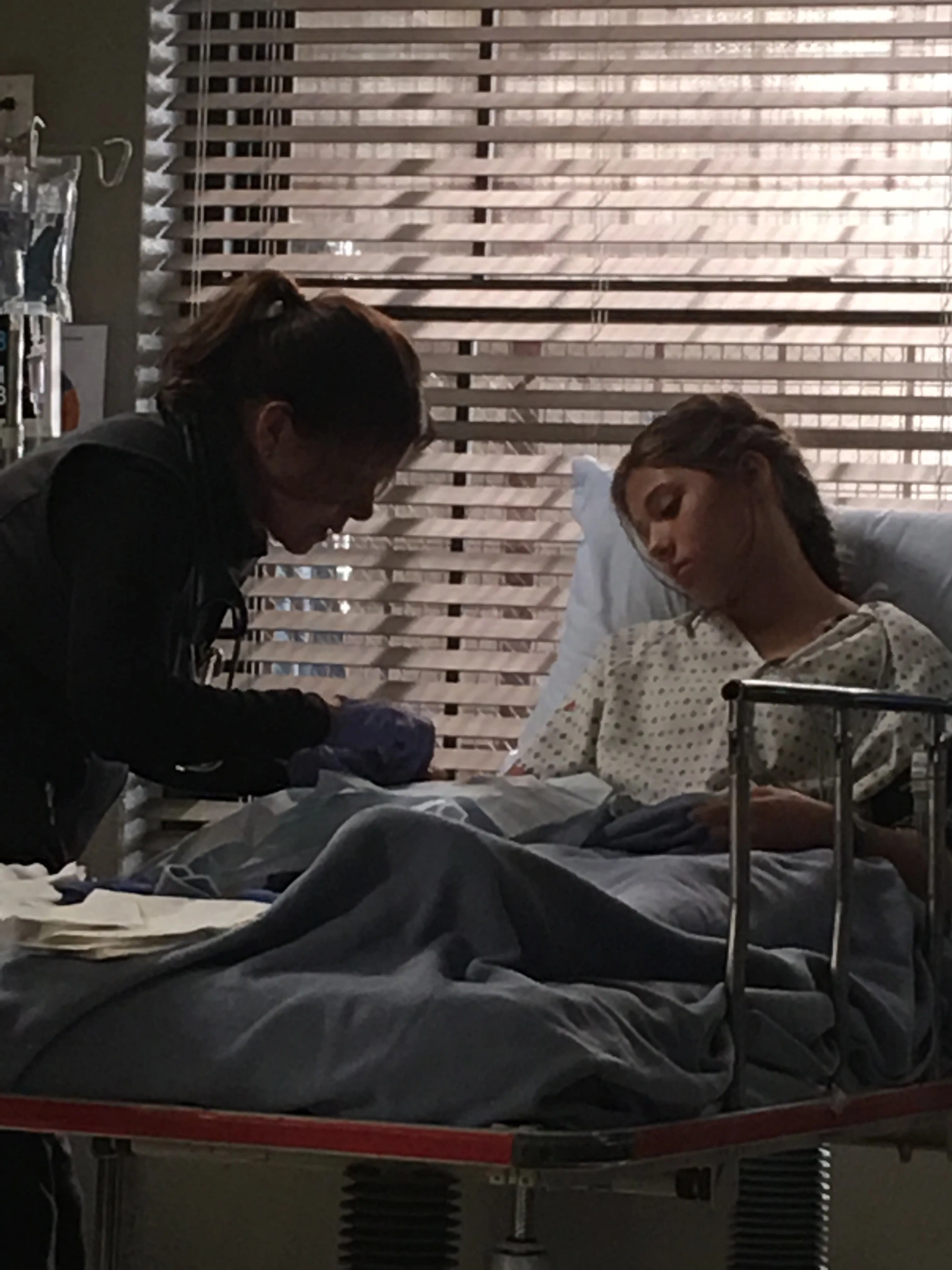 Marcia Gay Harden and Emma Engle in Code Black (2015)