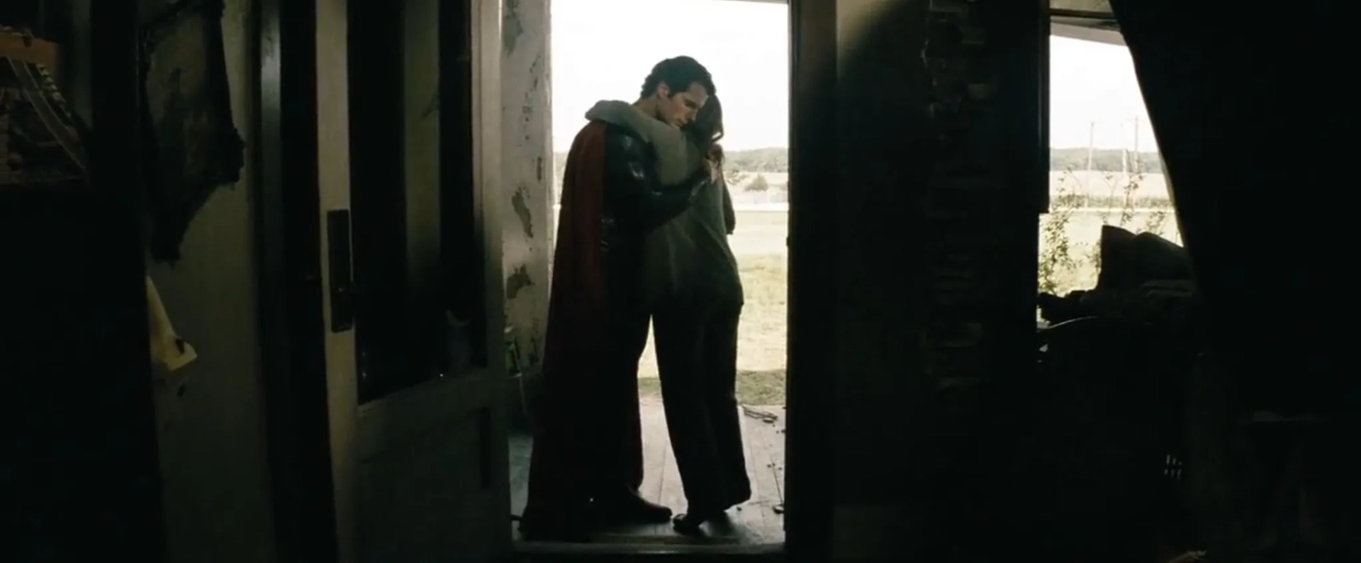 Diane Lane and Henry Cavill in Man of Steel (2013)