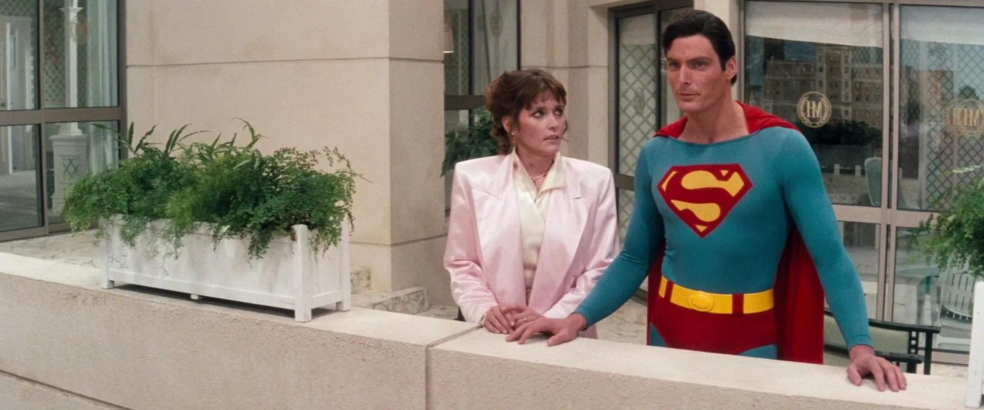 Christopher Reeve and Margot Kidder in Superman IV: The Quest for Peace (1987)