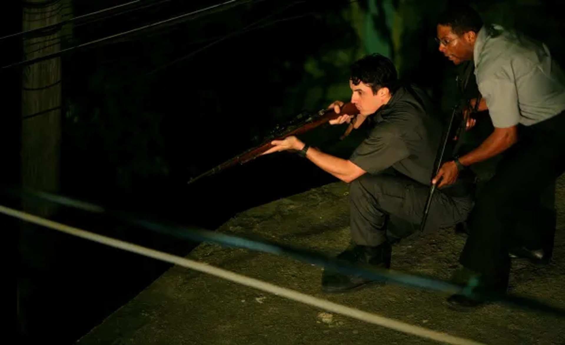 Caio Junqueira and André Ramiro in Elite Squad (2007)