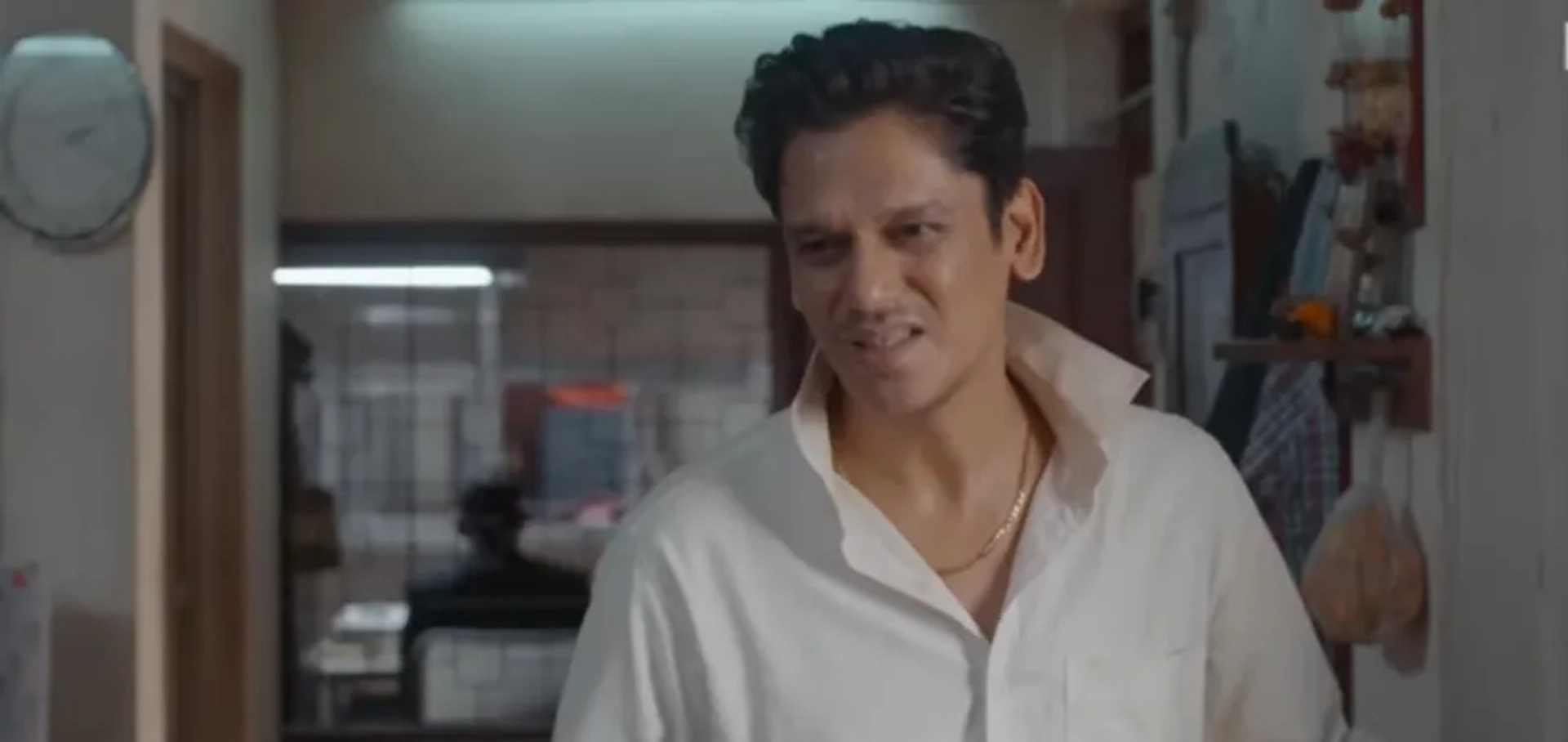 Vijay Varma in Darlings (2022)