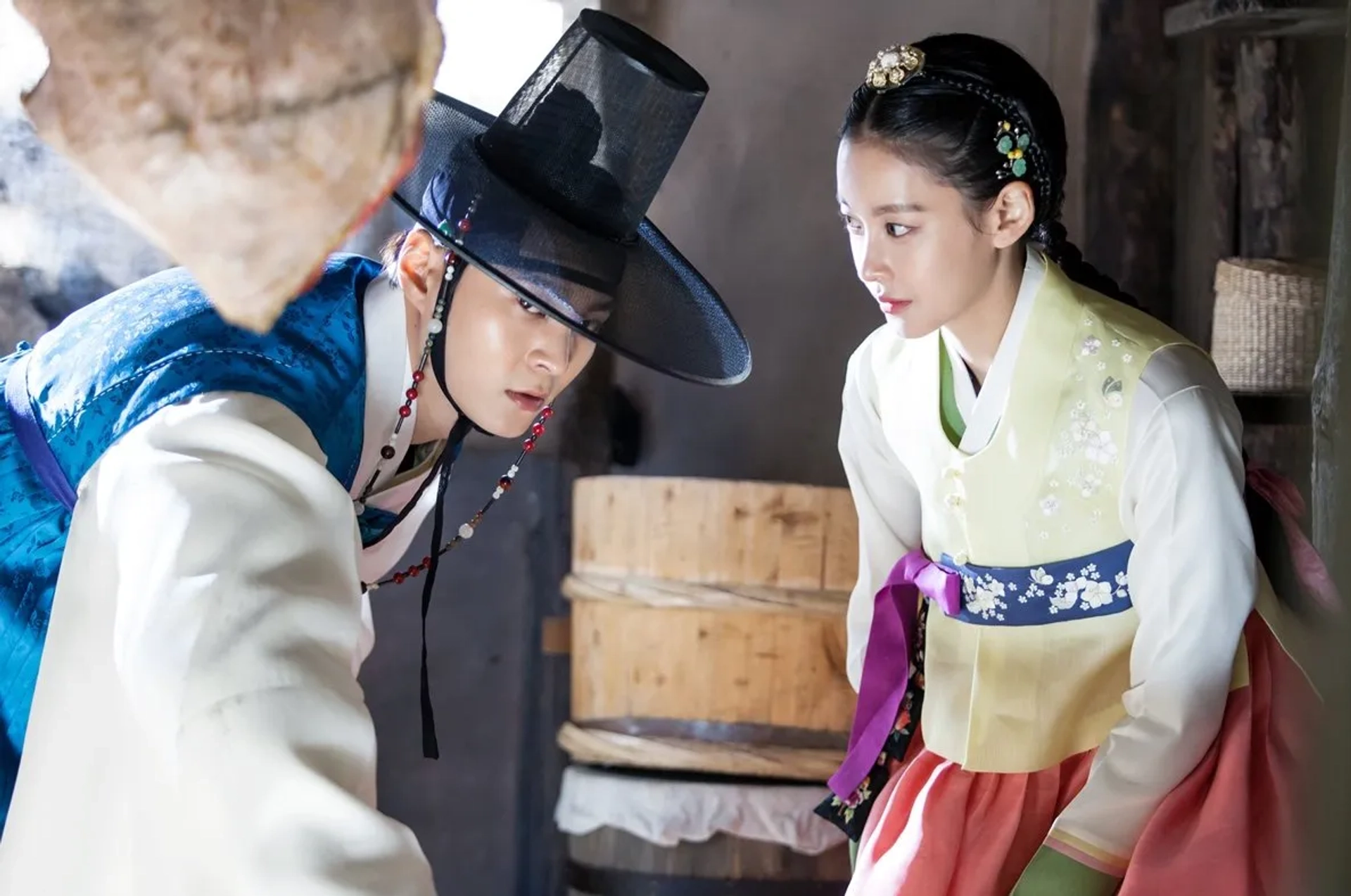 Yeopgijeogin Geunyeo (2017)