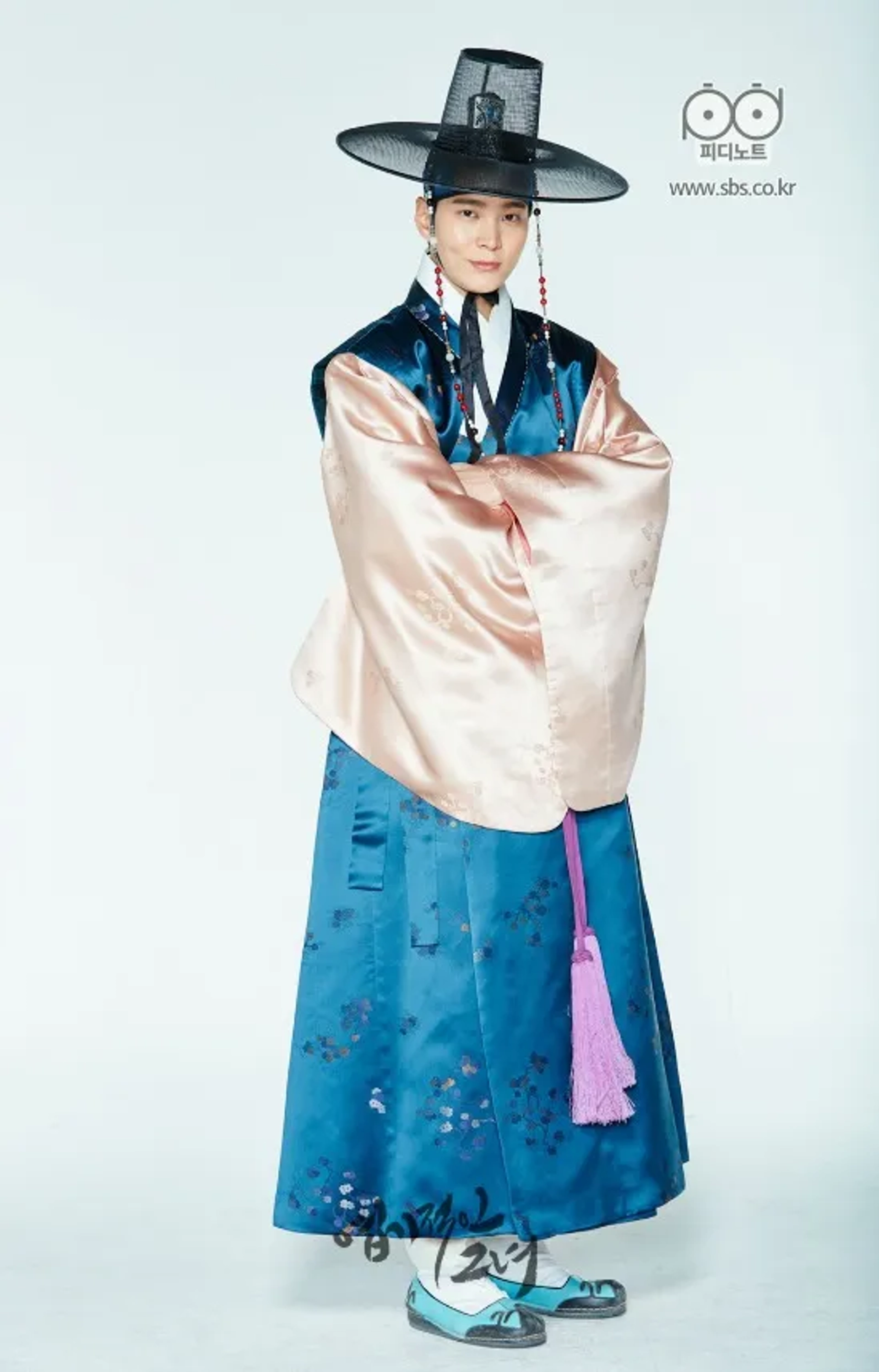 Yeopgijeogin Geunyeo (2017)