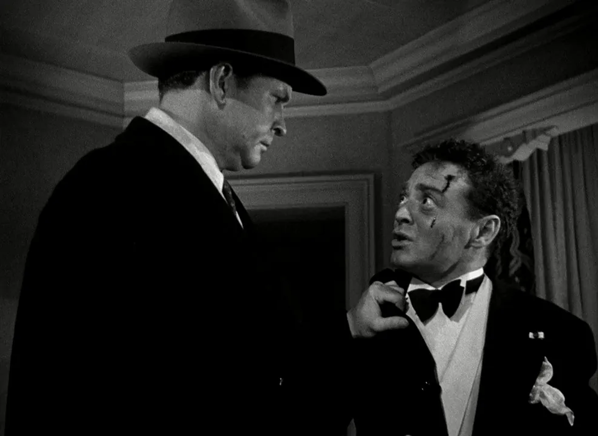 Peter Lorre and Barton MacLane in The Maltese Falcon (1941)