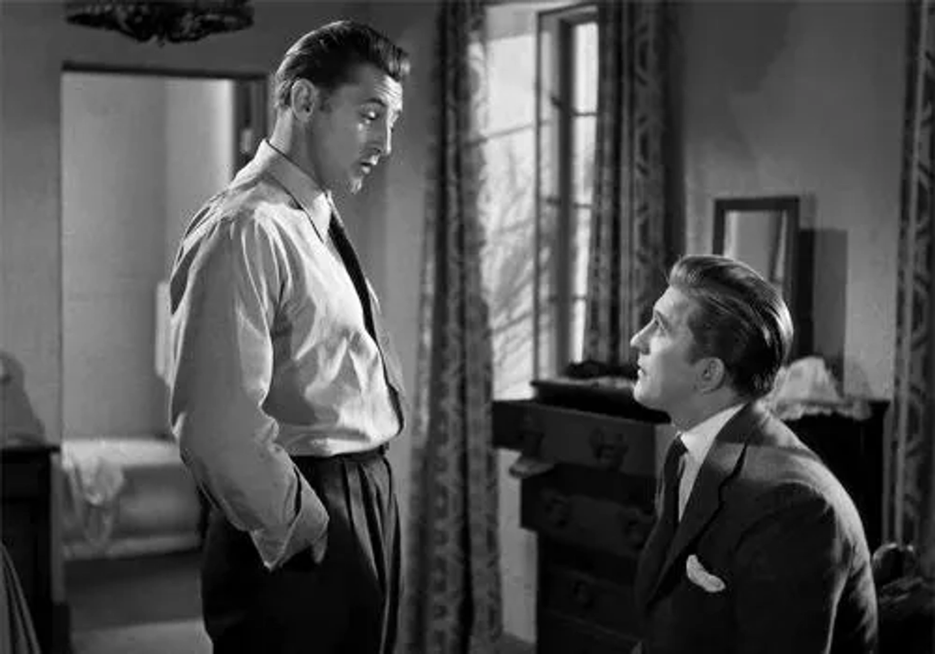 Kirk Douglas and Robert Mitchum in Out of the Past (1947)