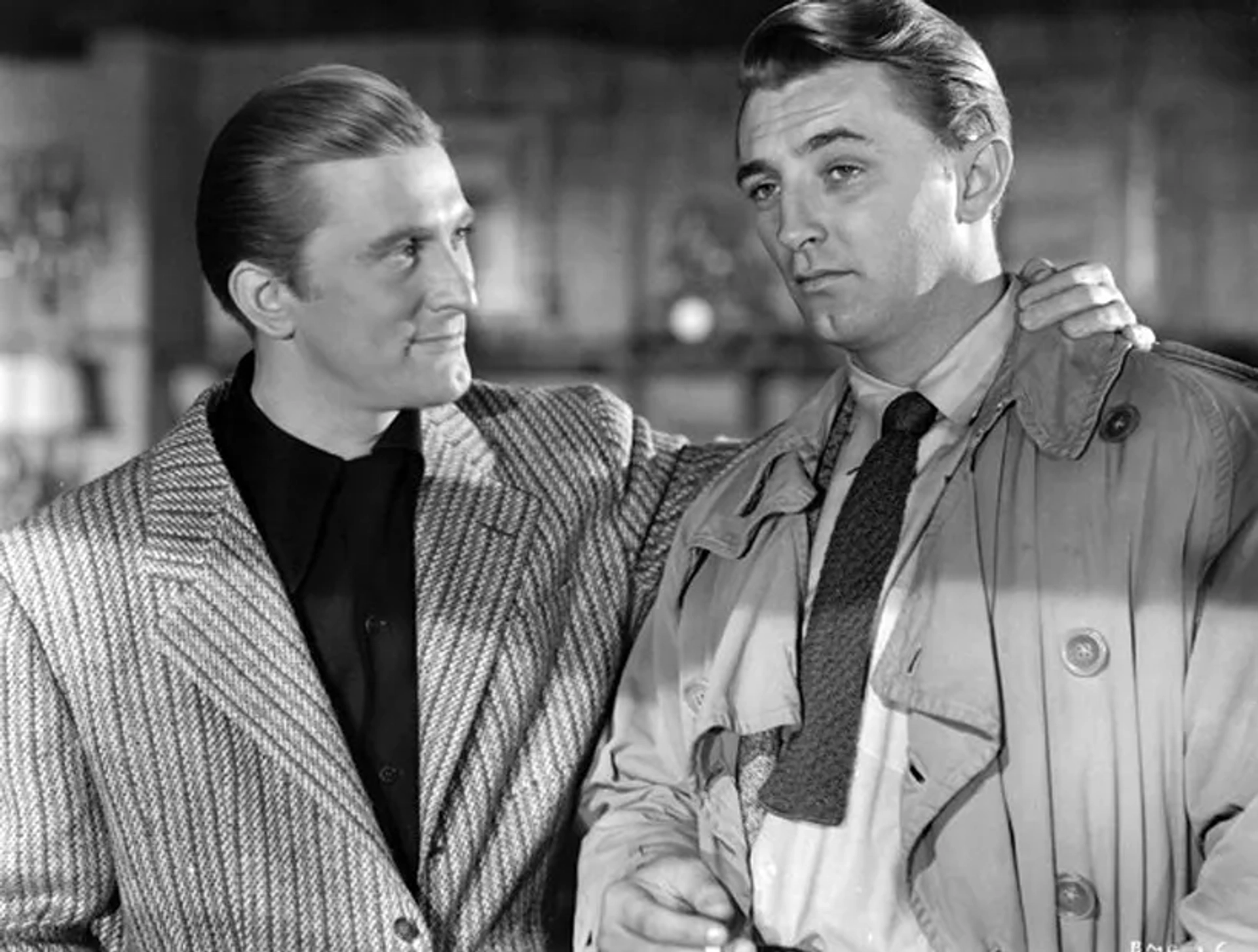 Kirk Douglas and Robert Mitchum in Out of the Past (1947)