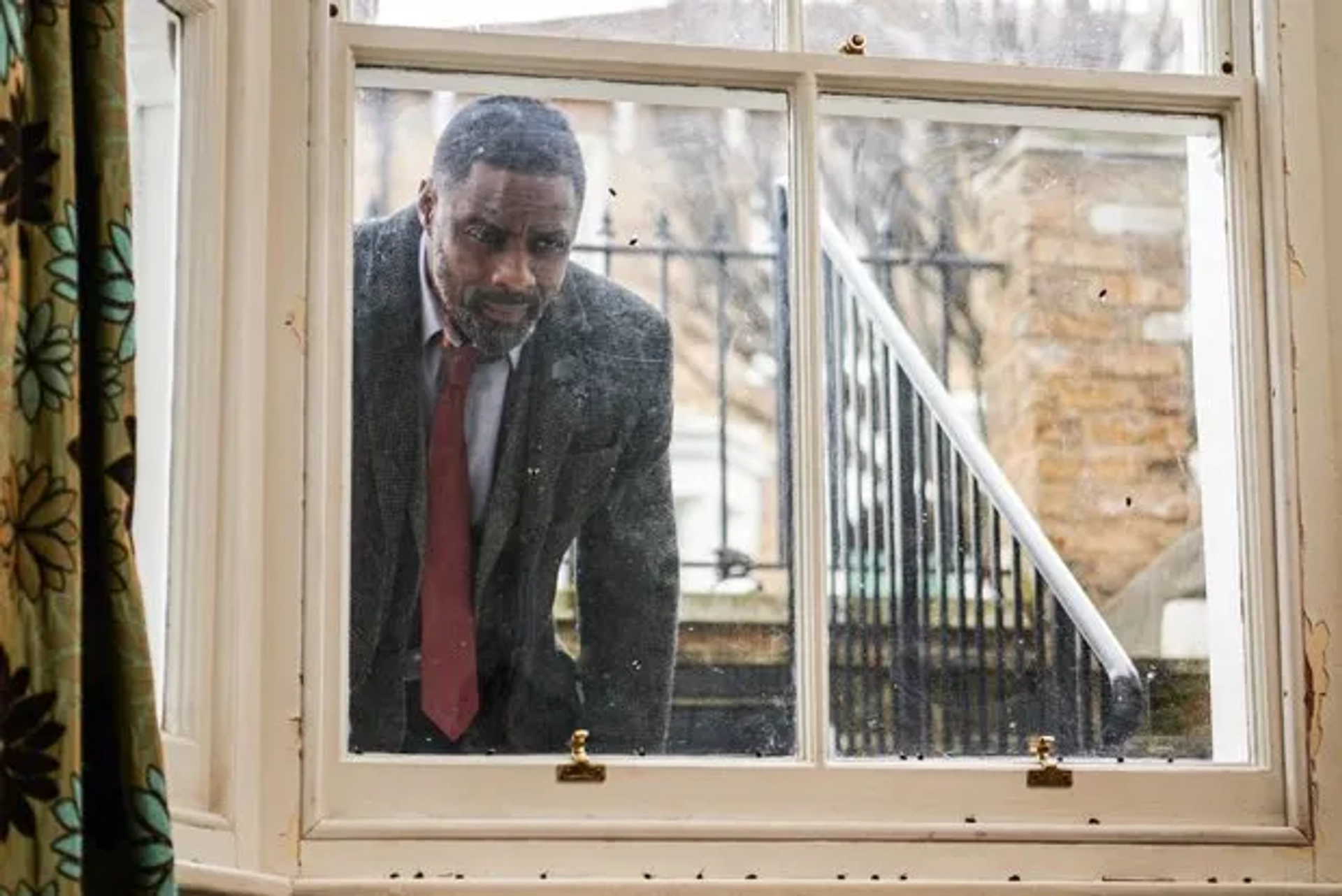 Idris Elba in Luther (2010)