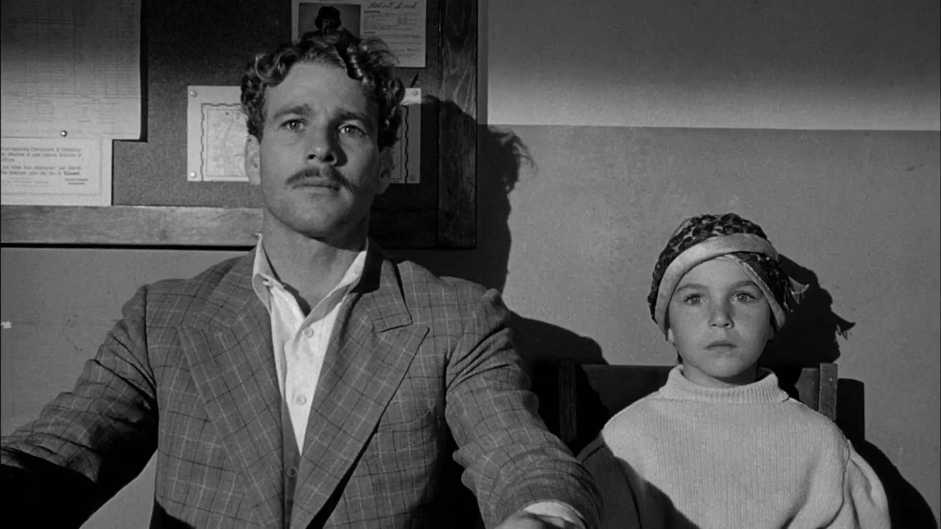 Tatum O'Neal and Ryan O'Neal in Paper Moon (1973)
