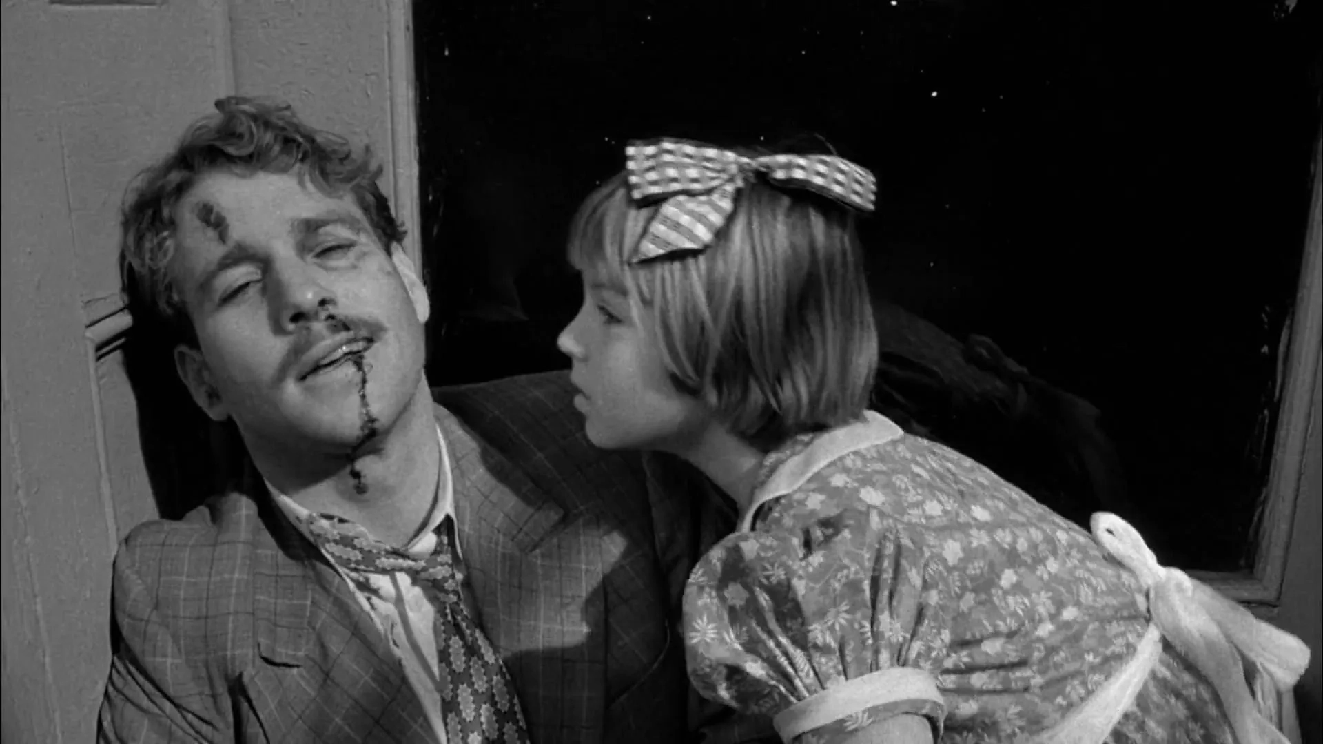 Tatum O'Neal and Ryan O'Neal in Paper Moon (1973)
