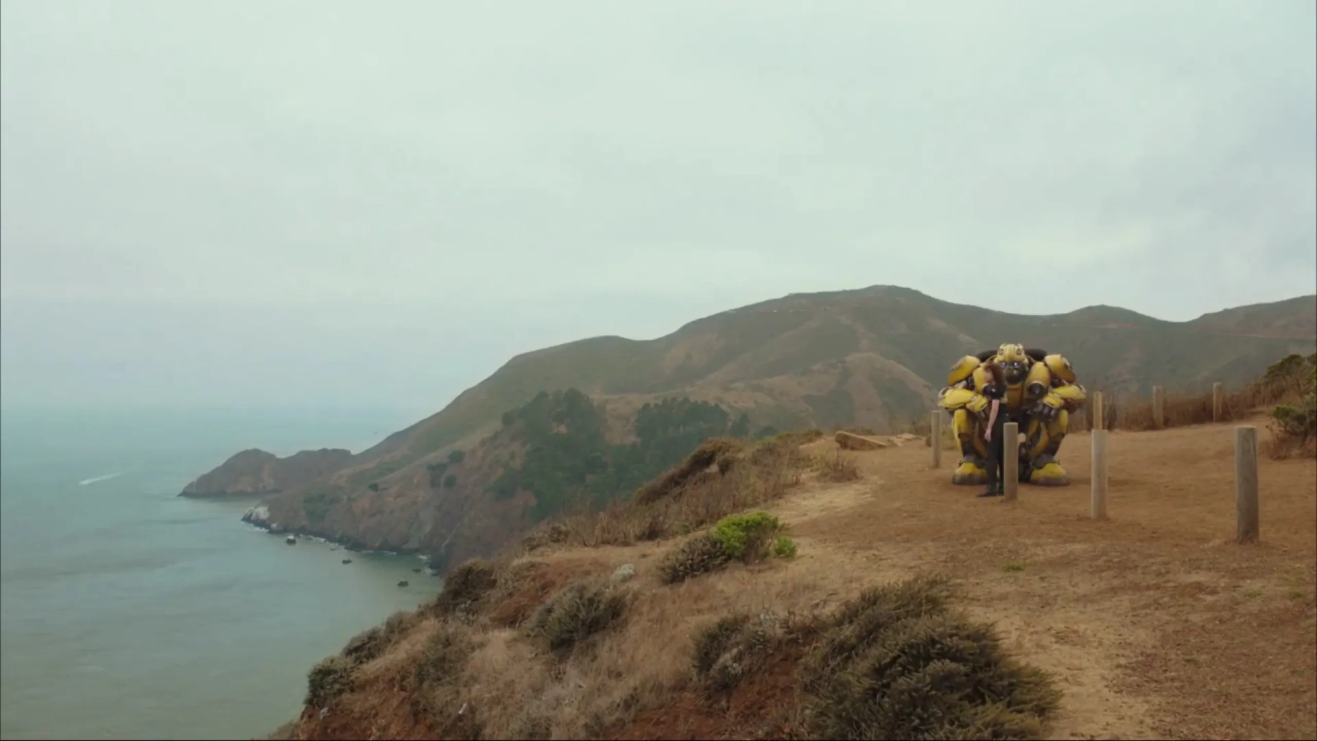 Hailee Steinfeld and Dylan O'Brien in Bumblebee (2018)