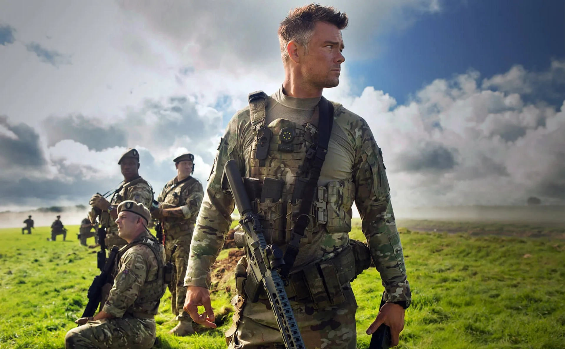 Josh Duhamel in Transformers: The Last Knight (2017)