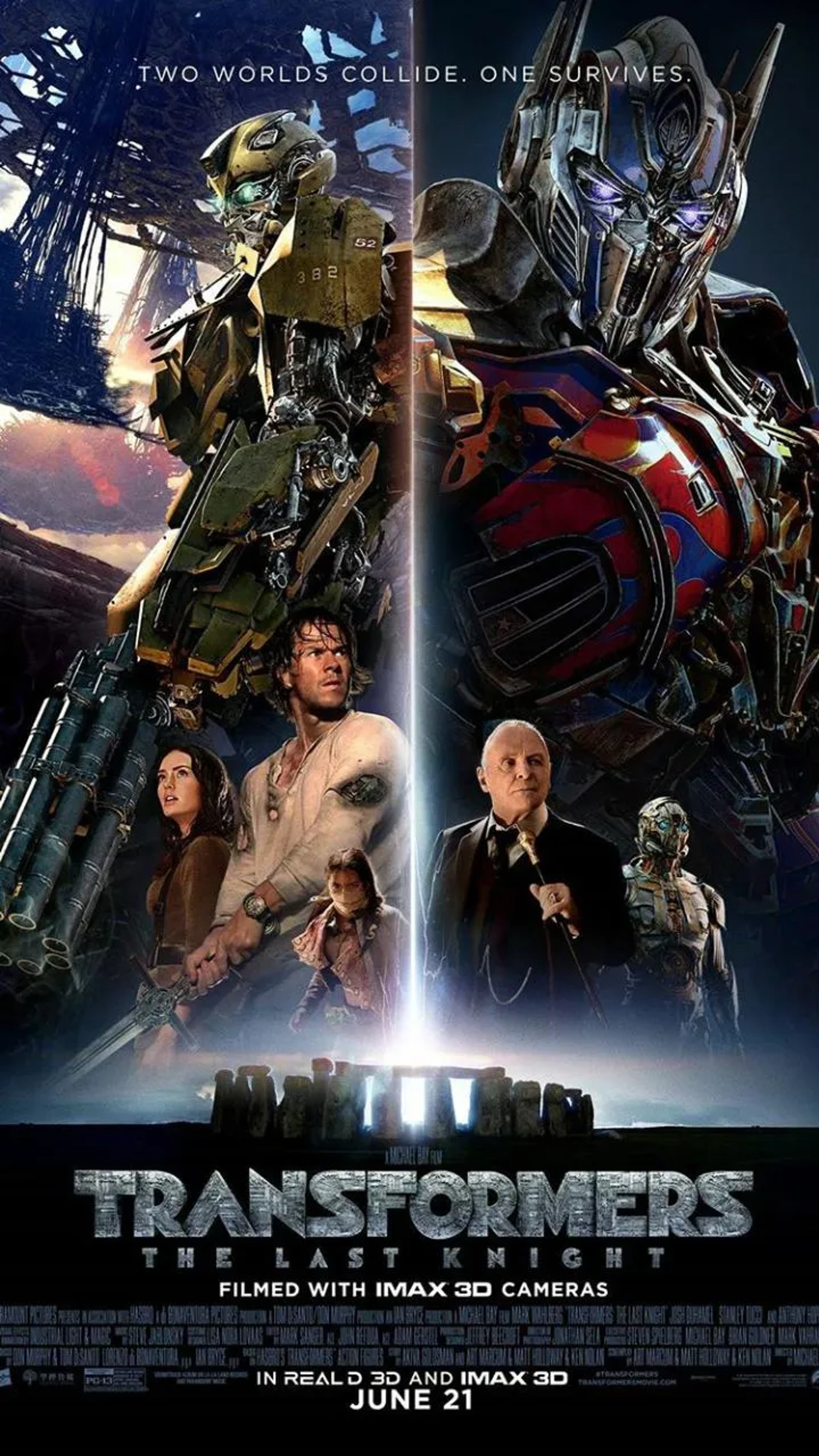 Anthony Hopkins, Mark Wahlberg, Erik Aadahl, Jim Carter, Peter Cullen, Laura Haddock, and Isabela Merced in Transformers: The Last Knight (2017)